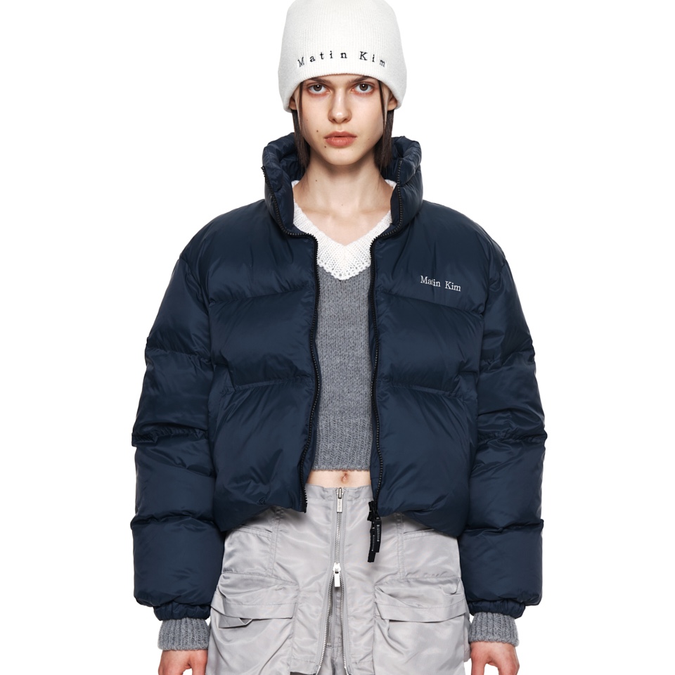 (W) Matin Kim High Neck Classic Crop Puffer Down Jumper Navy 착용 스타일 - 1