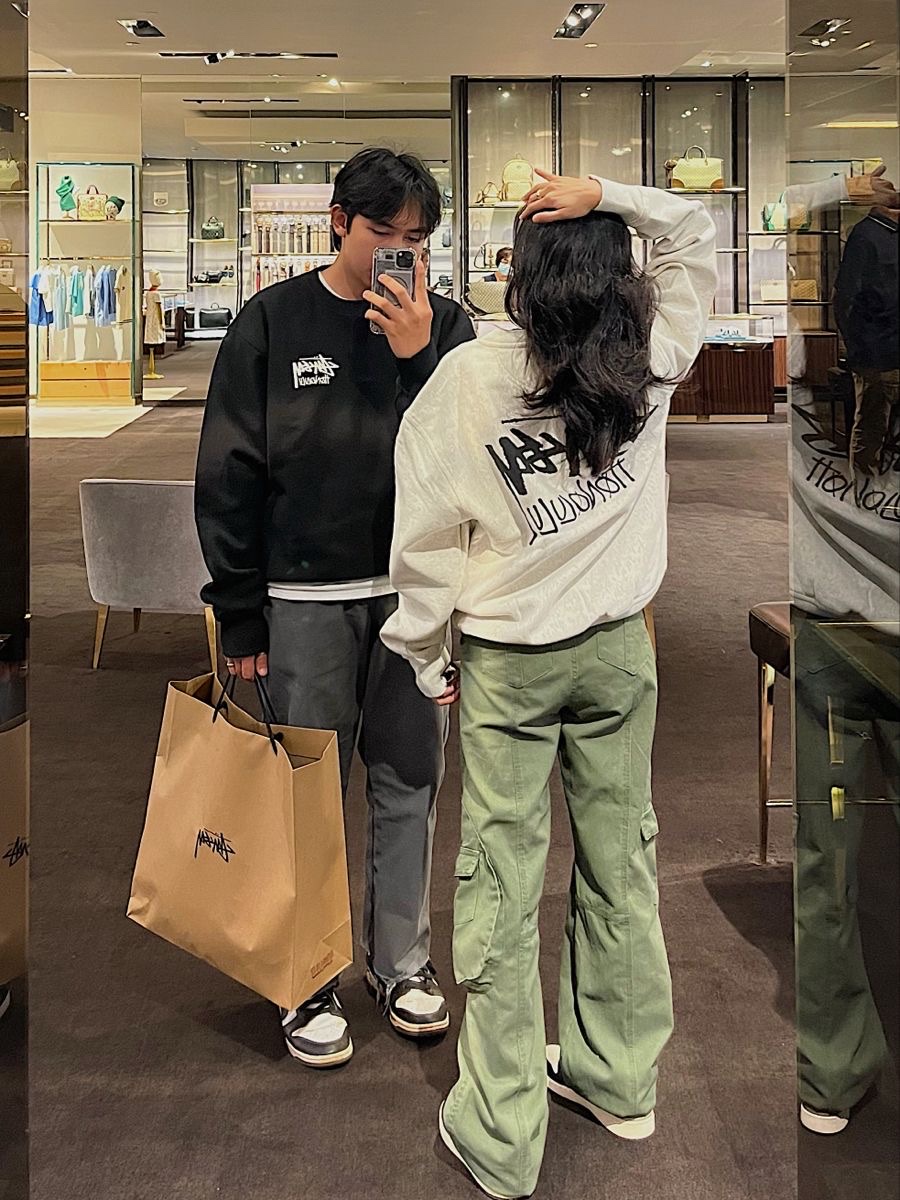 Stussy Stock Seoul Crew Ash Heather, Stussy Stock DSM New York Crew Ash Heather 2021 착용 스타일 - 3