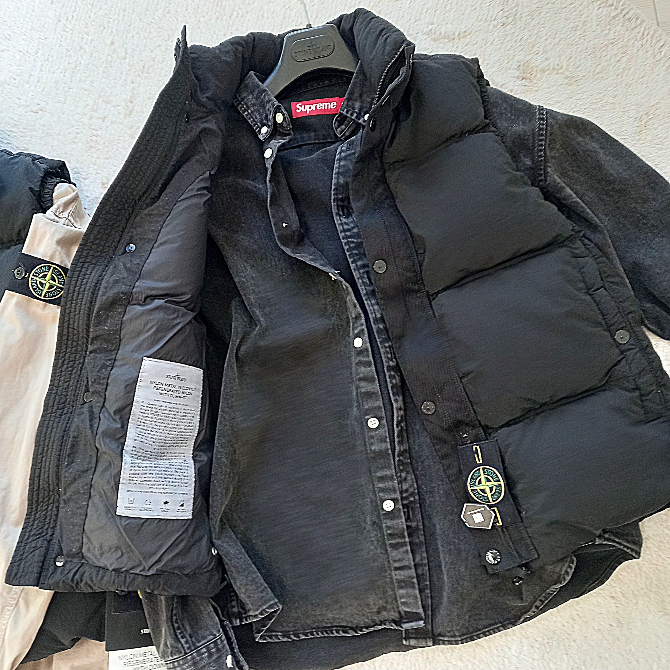 Supreme Small Box Shirt Washed Black - 24SS, Stone Island G0419 Nylon Metal in Econyl Down Zip Vest with Anti Drop Black - 24FW 착용 스타일 - 1
