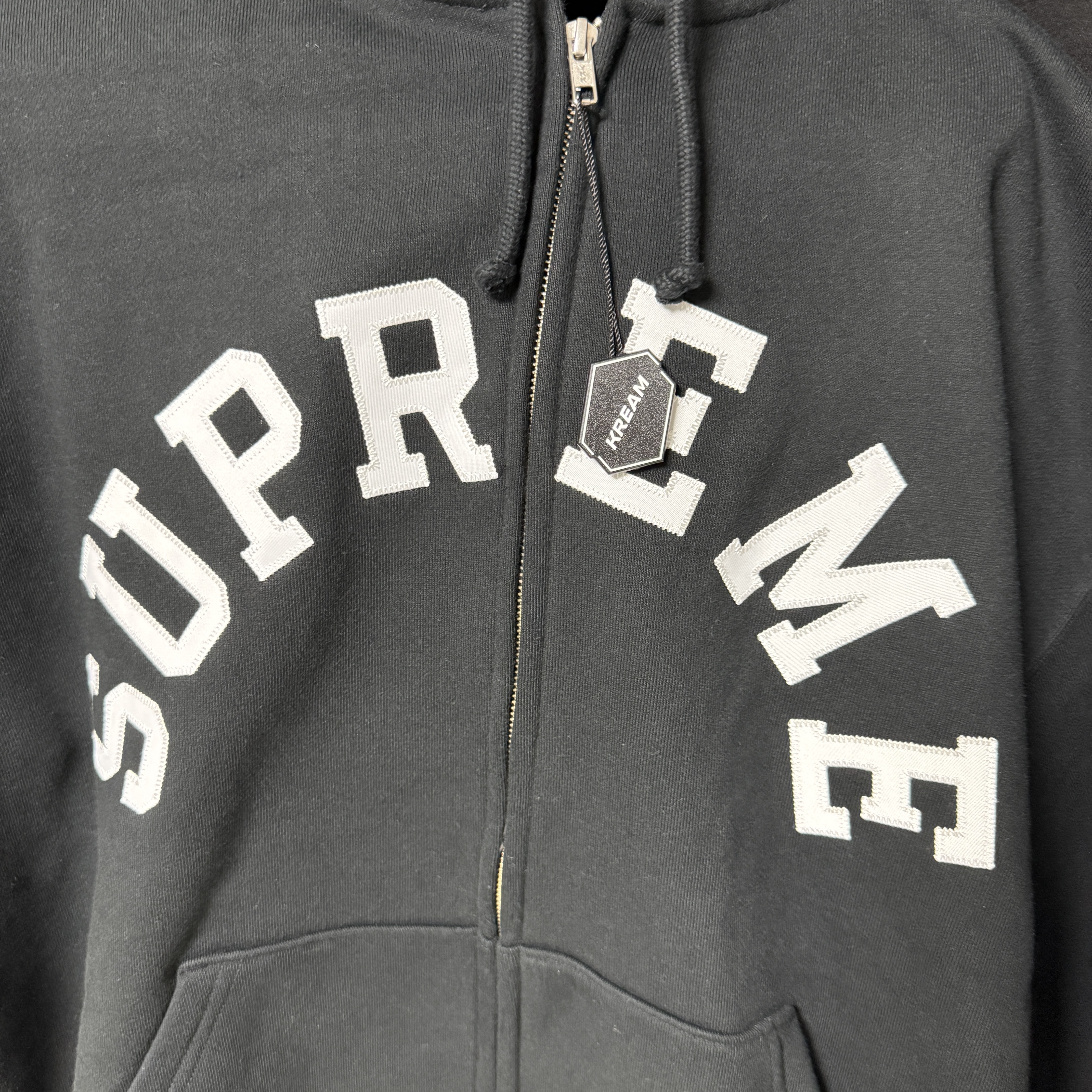 Supreme x Champion Zip Up Hooded Sweatshirt Black - 24SS 착용 스타일
