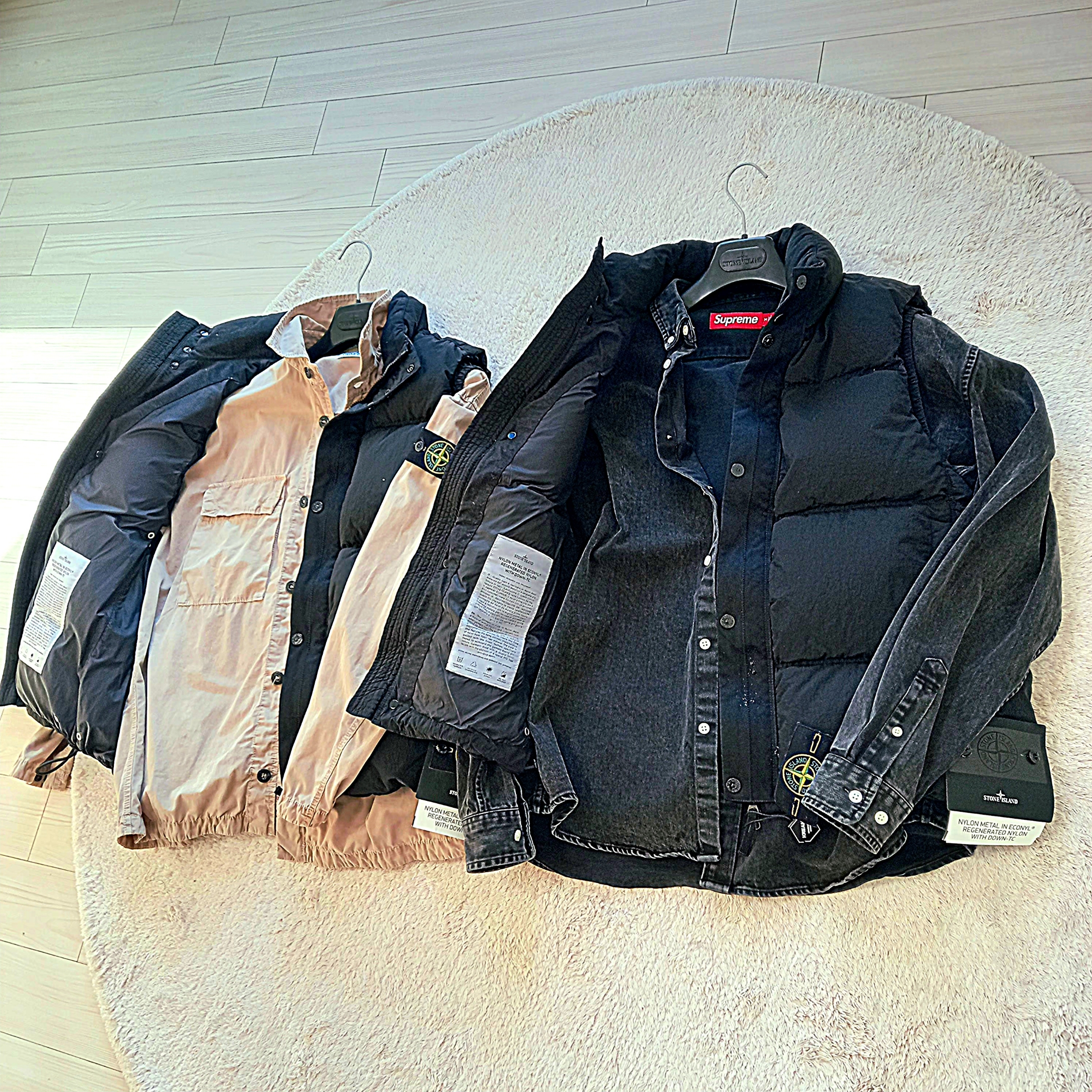 Supreme Small Box Shirt Washed Black - 24SS, Stone Island G0419 Nylon Metal in Econyl Down Zip Vest with Anti Drop Black - 24FW 착용 스타일 - 4