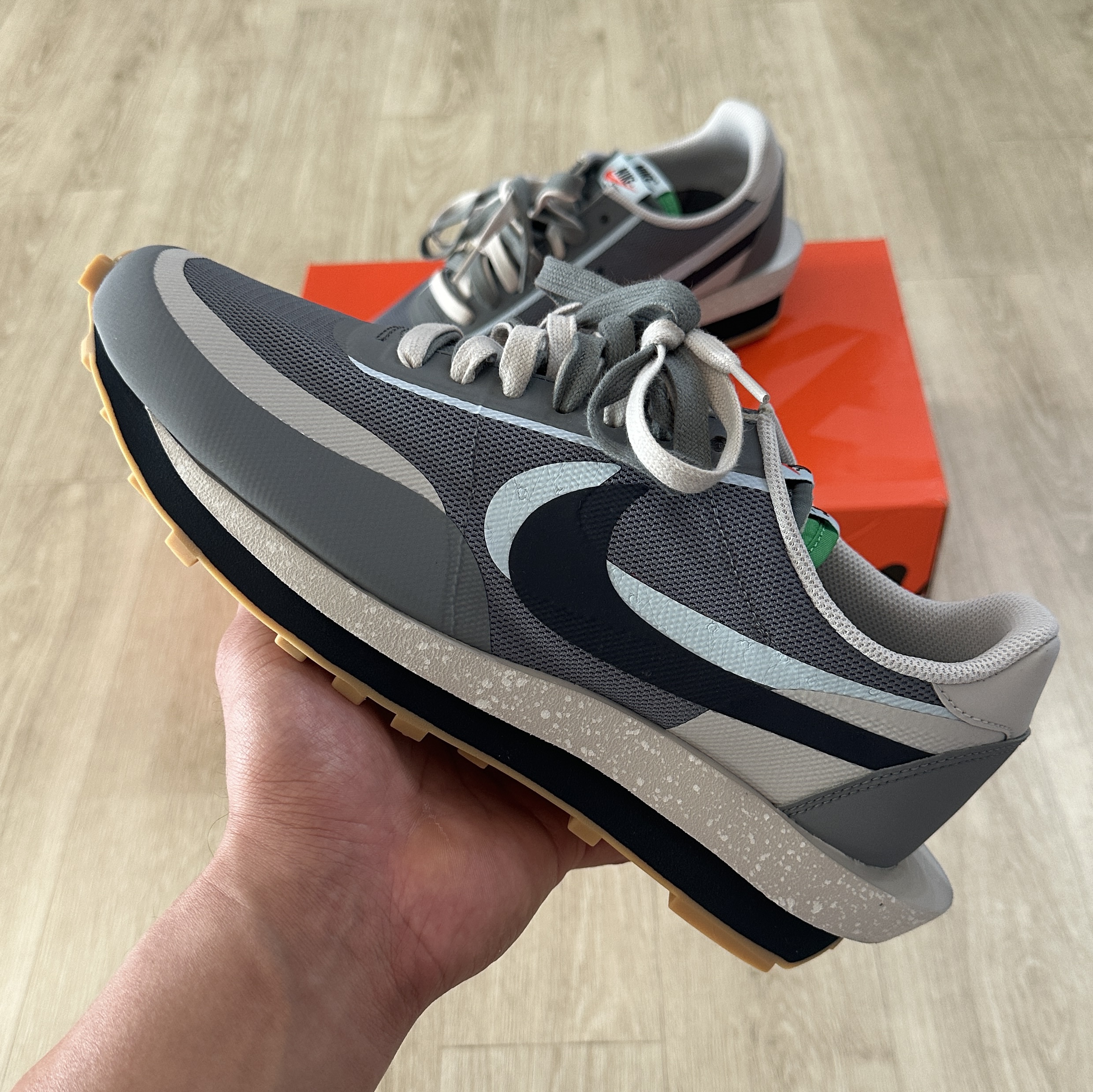 Nike x Sacai LDWaffle White Nylon, Nike x Sacai LDWaffle Black Nylon 착용 스타일 - 4