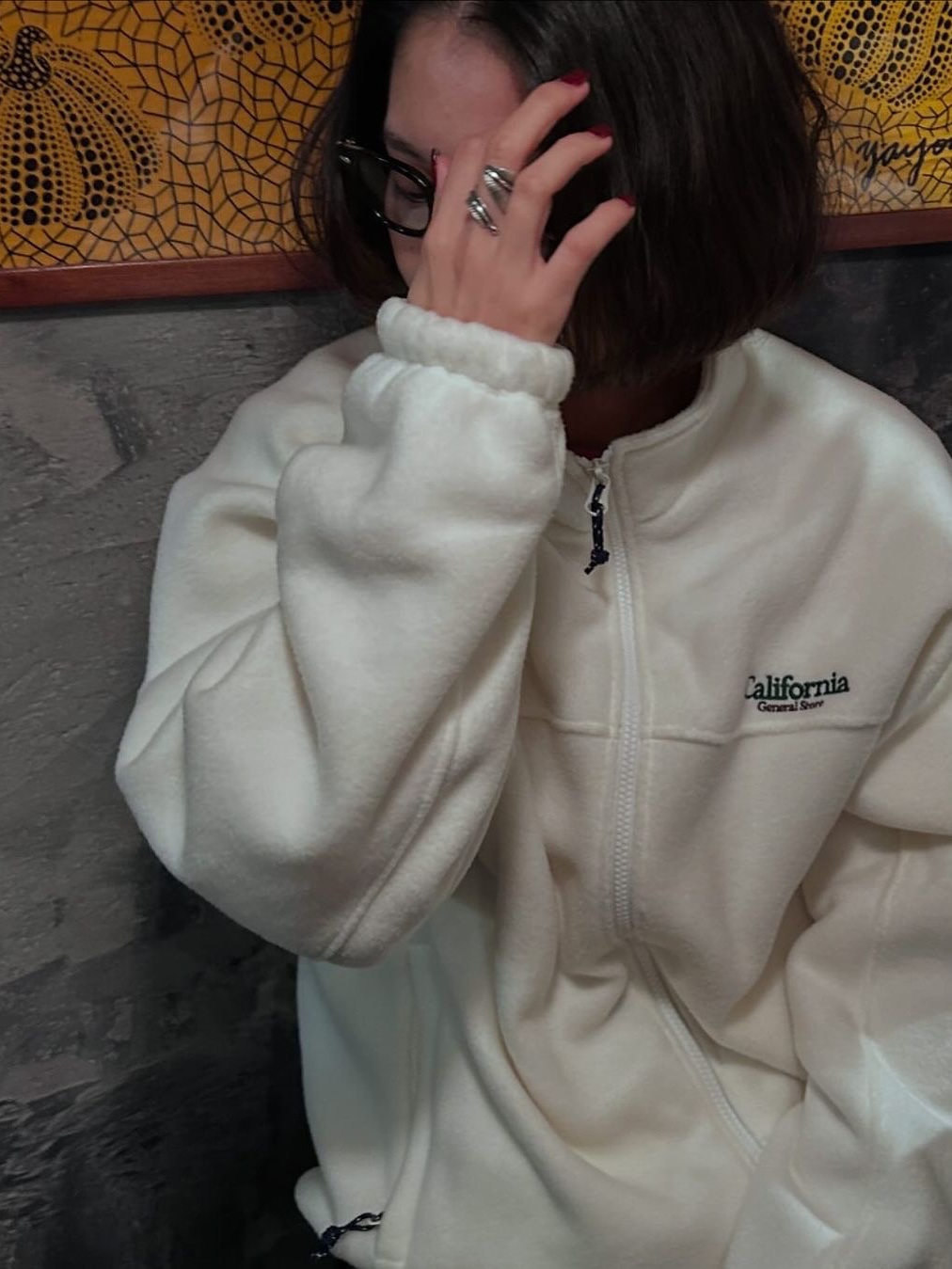[KREAM 단독] California General Store Fleece Stand-up Collar Zip Blouson White - 24FW 착용 스타일