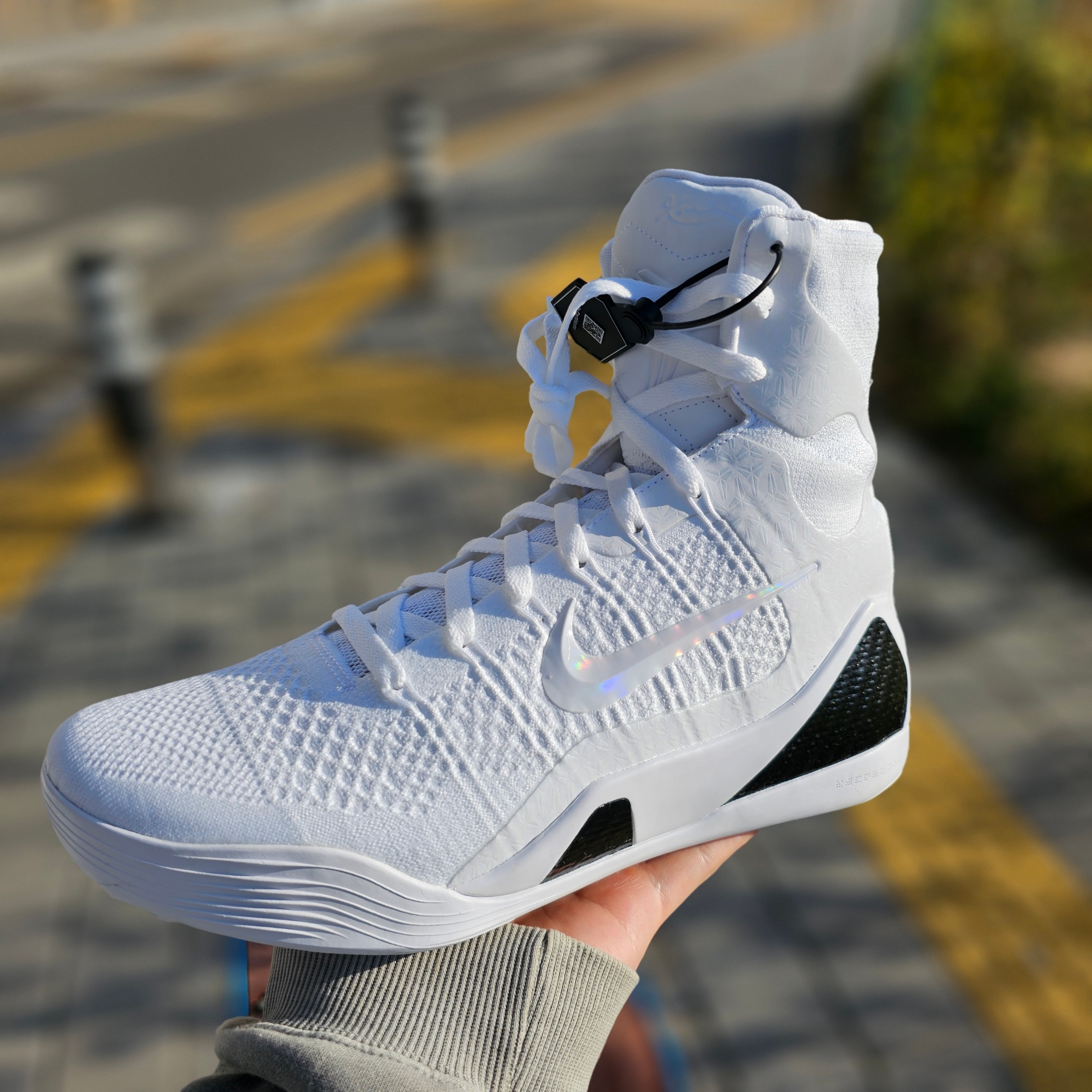 Nike Kobe 9 Elite High Protro Halo 착용 스타일 - 3