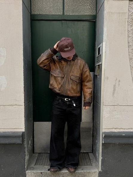 Supreme Gem Studded Leather Jacket Brown - 24SS, Full of Ssun Gunpocket Leather Jacket Brown 착용 스타일 - 5