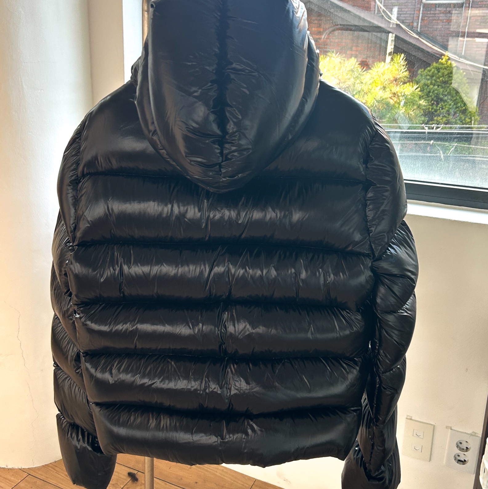 Rick Owens Porterville Sealed Padded Jacket Black 착용 스타일 - 2