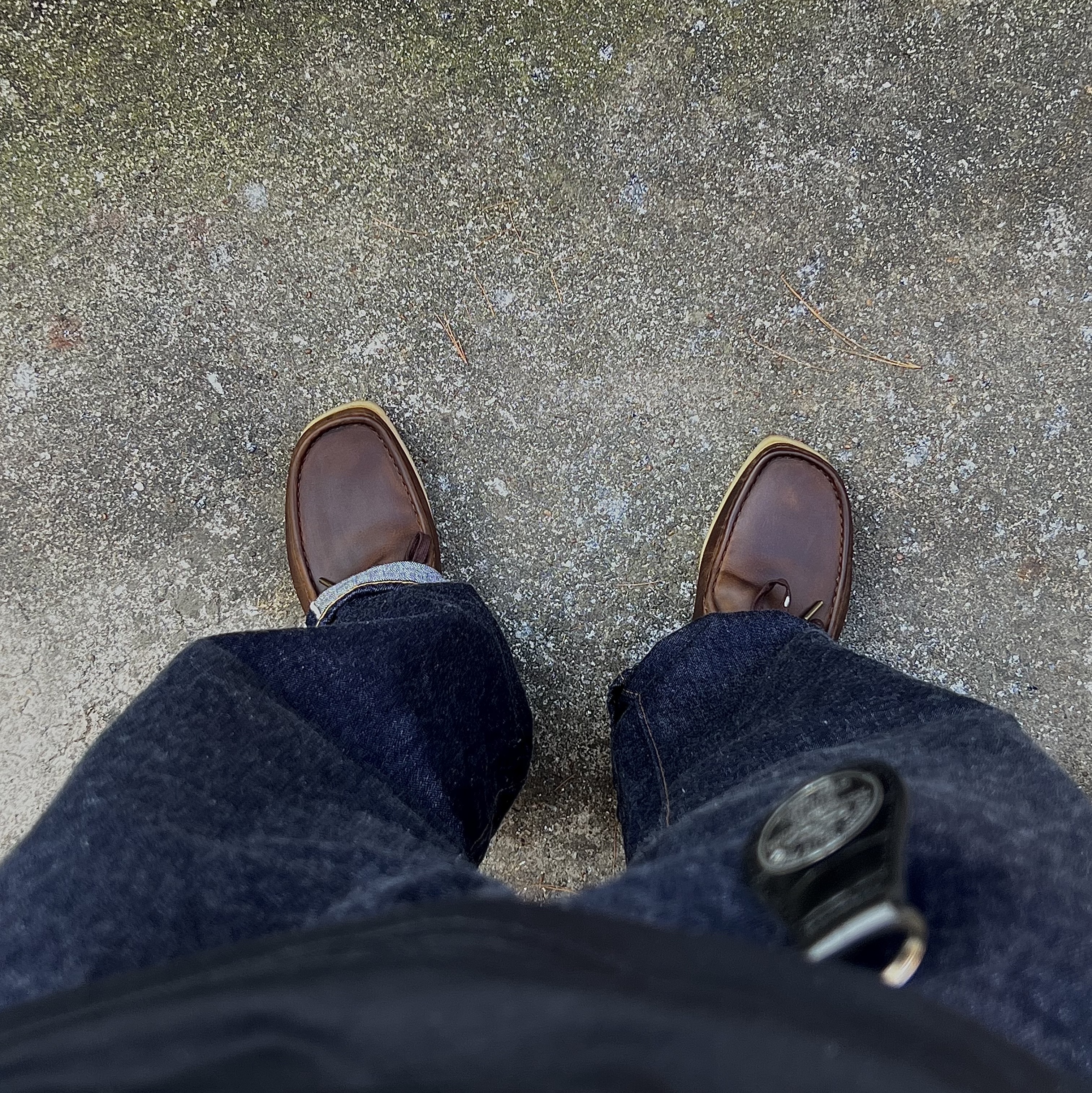 Clarks Wallabee Beeswax, Kapital 14 oz. Denim 5P Monkey Cisco Indigo 착용 스타일