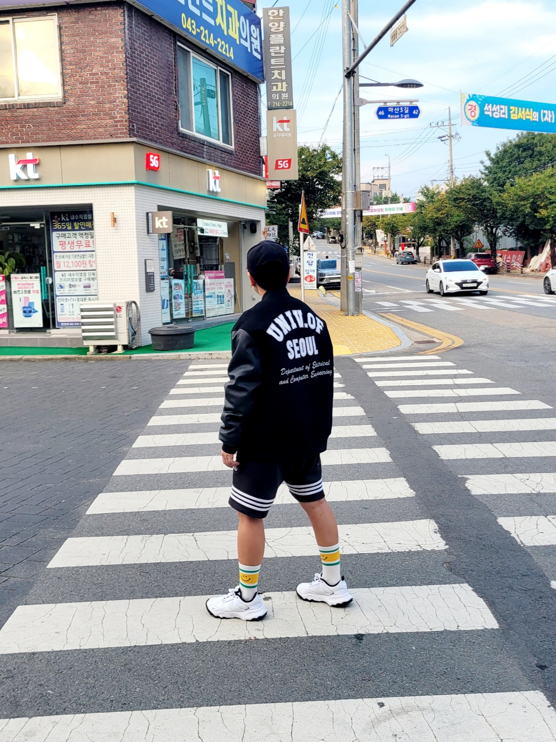 (W) Nike TC 7900 White Black 착용 스타일 - 1