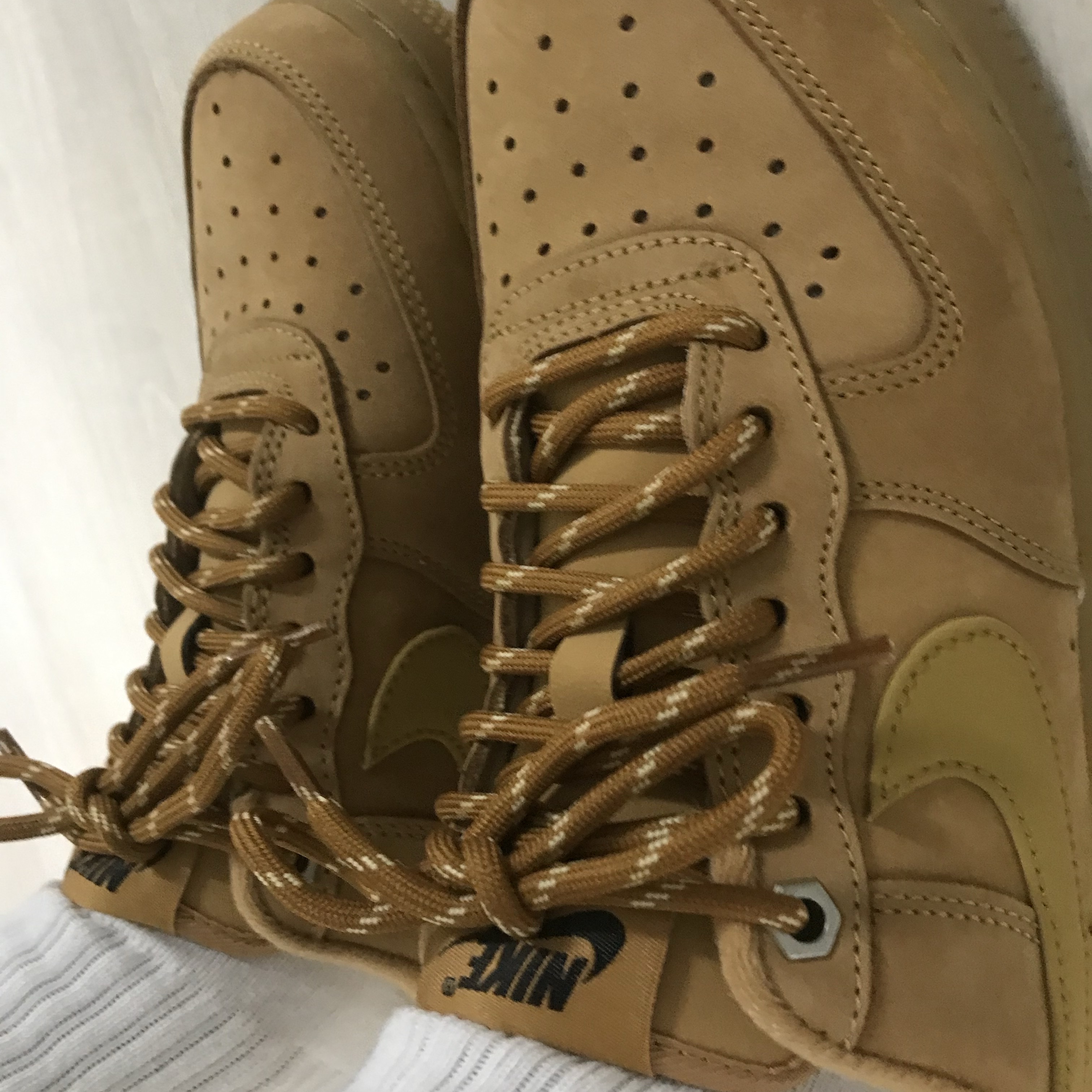 (W) Nike Air Force 1 '07 WB Flax Wheat 착용 스타일