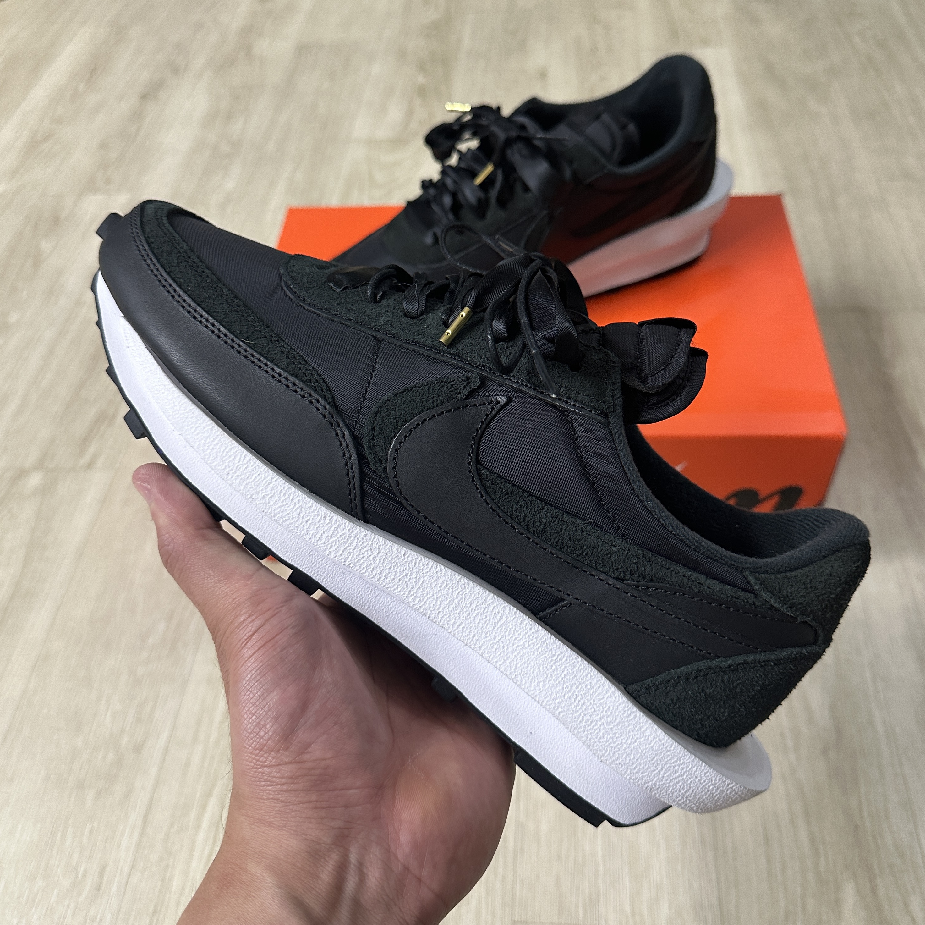 Nike x Sacai LDWaffle White Nylon, Nike x Sacai LDWaffle Black Nylon 착용 스타일 - 2