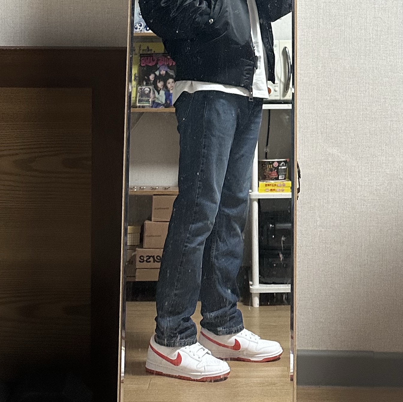 Nike Dunk Low Retro White Picante Red 착용 스타일 - 3