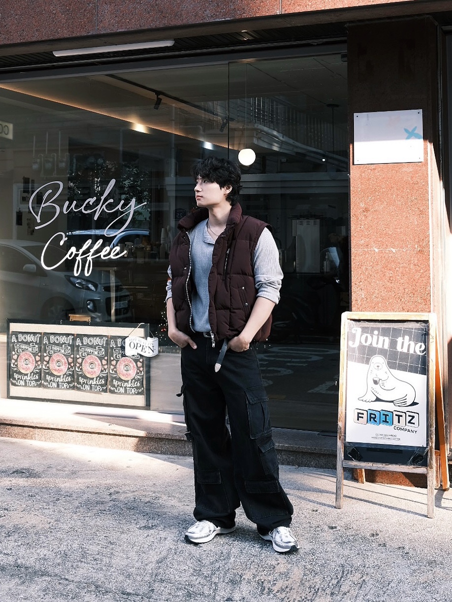 [KREAM 단독 / 예약 배송] Haleine Detachable Midneck Goose Down Jacket Navycheck (VJ403) 착용 스타일