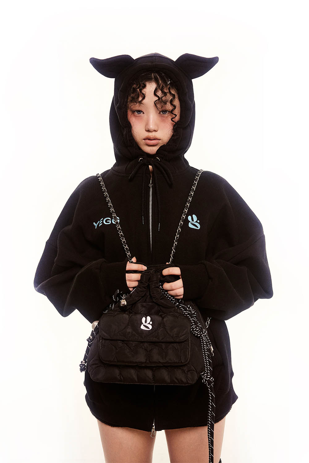 예그 하트 패딩 백 블랙 | YEGG | KREAM