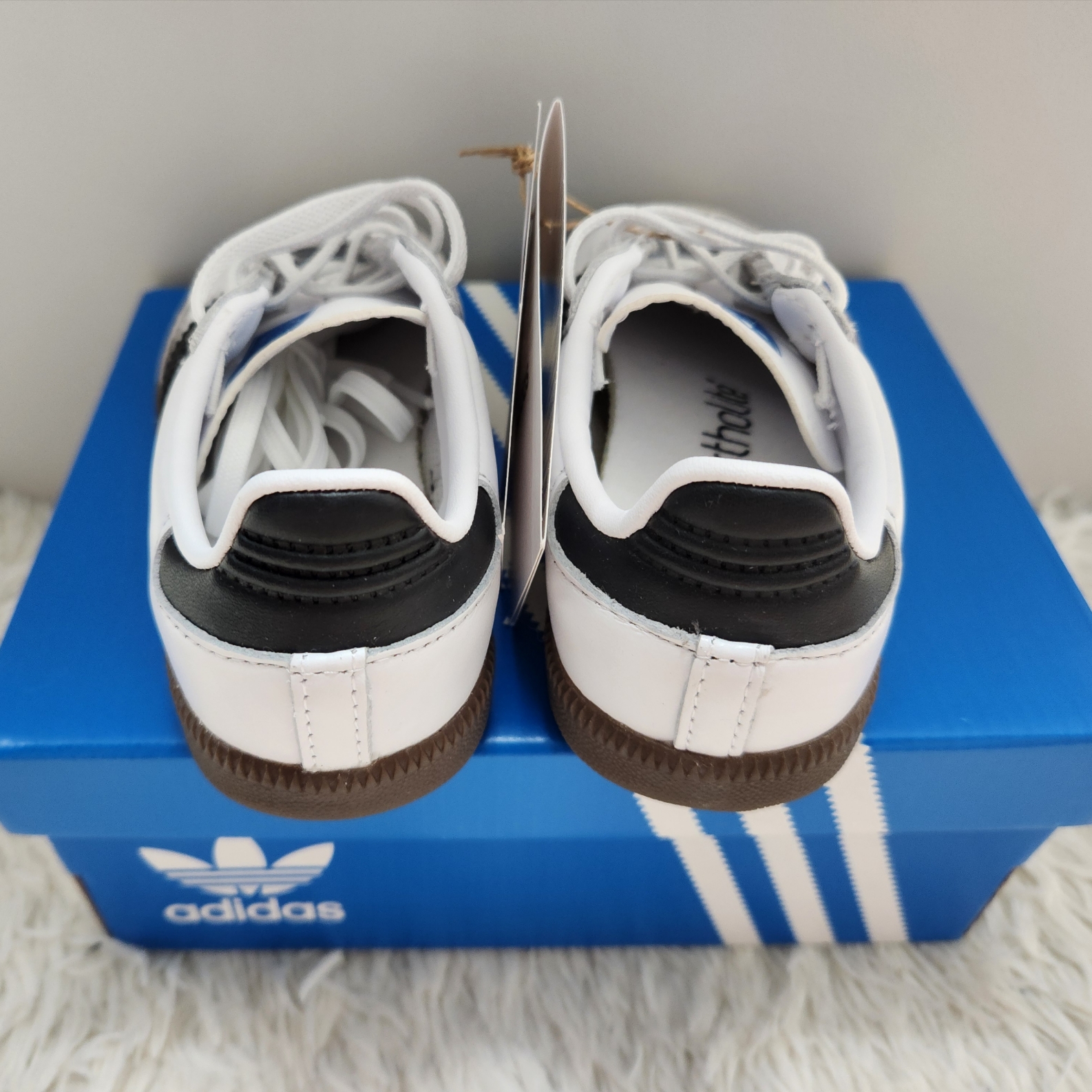 (Infant) Adidas Samba OG Cloud White Core Black 착용 스타일
