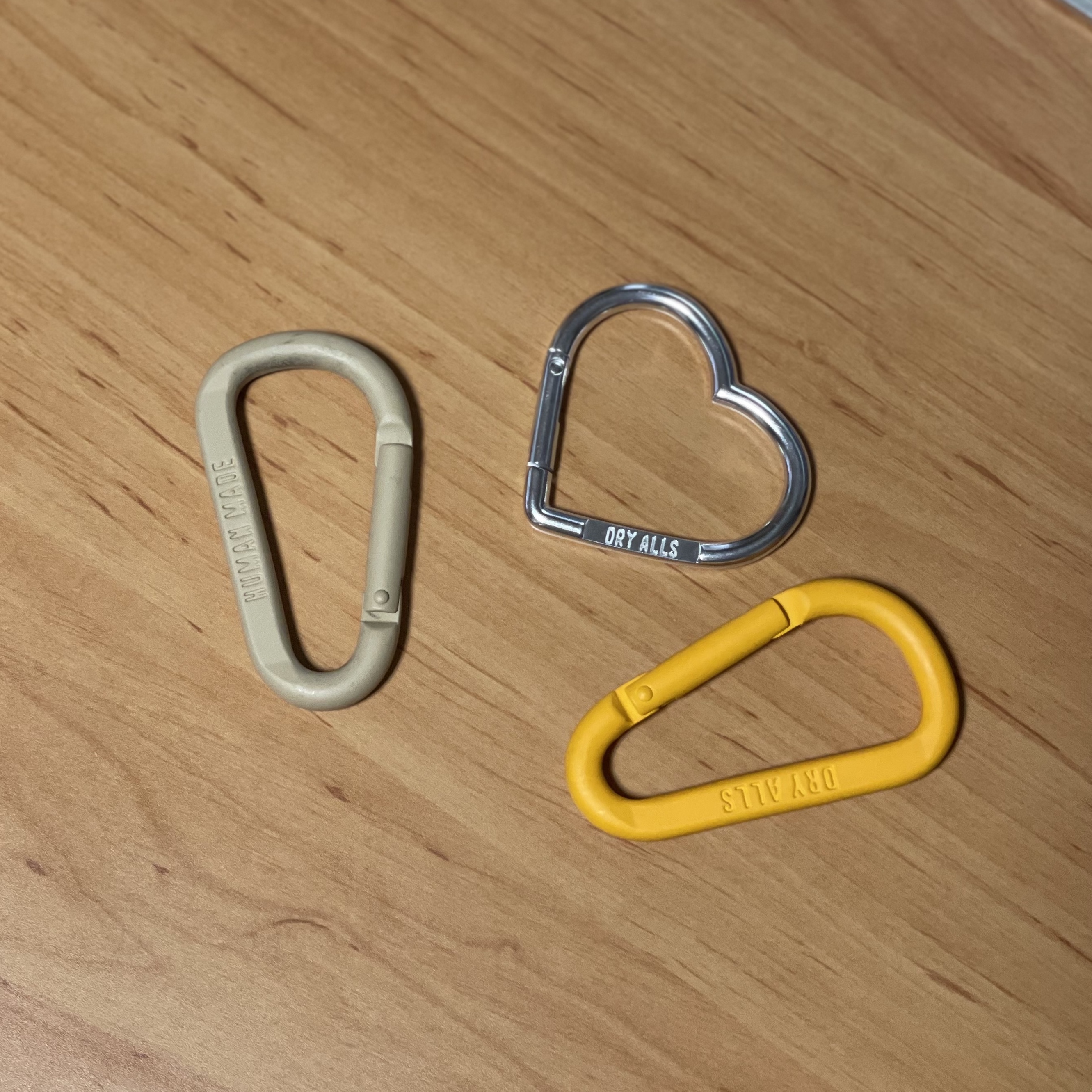 Human Made Carabiner 70mm Beige, Human Made Heart Carabiner Silver 착용 스타일