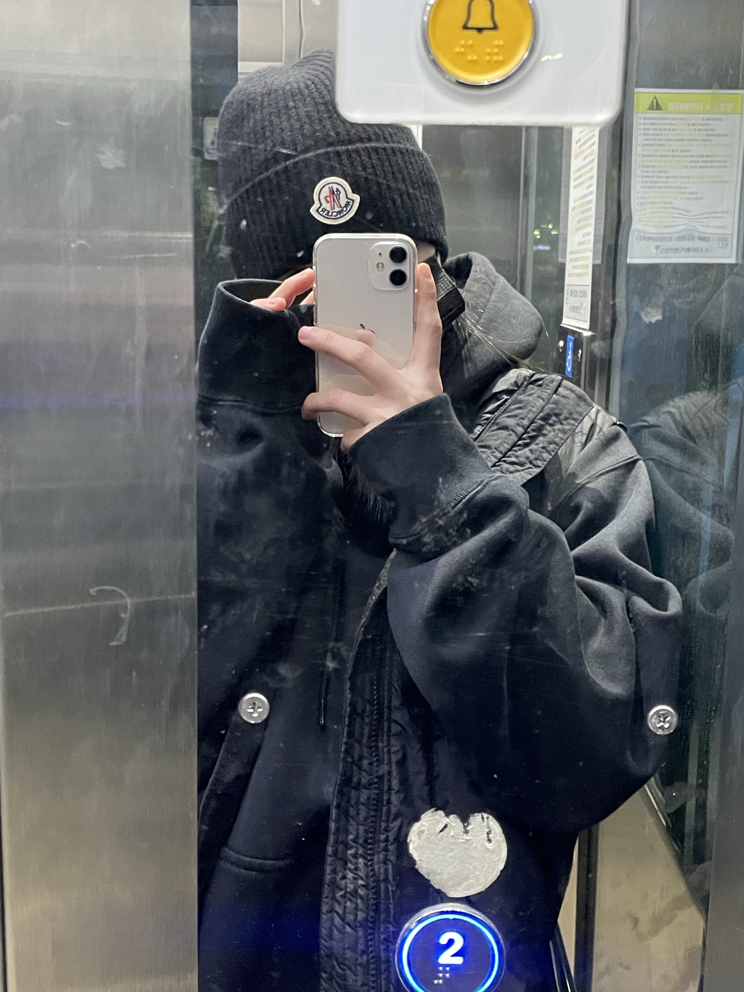 Moncler Wool Beanie Black - 24FW 착용 스타일