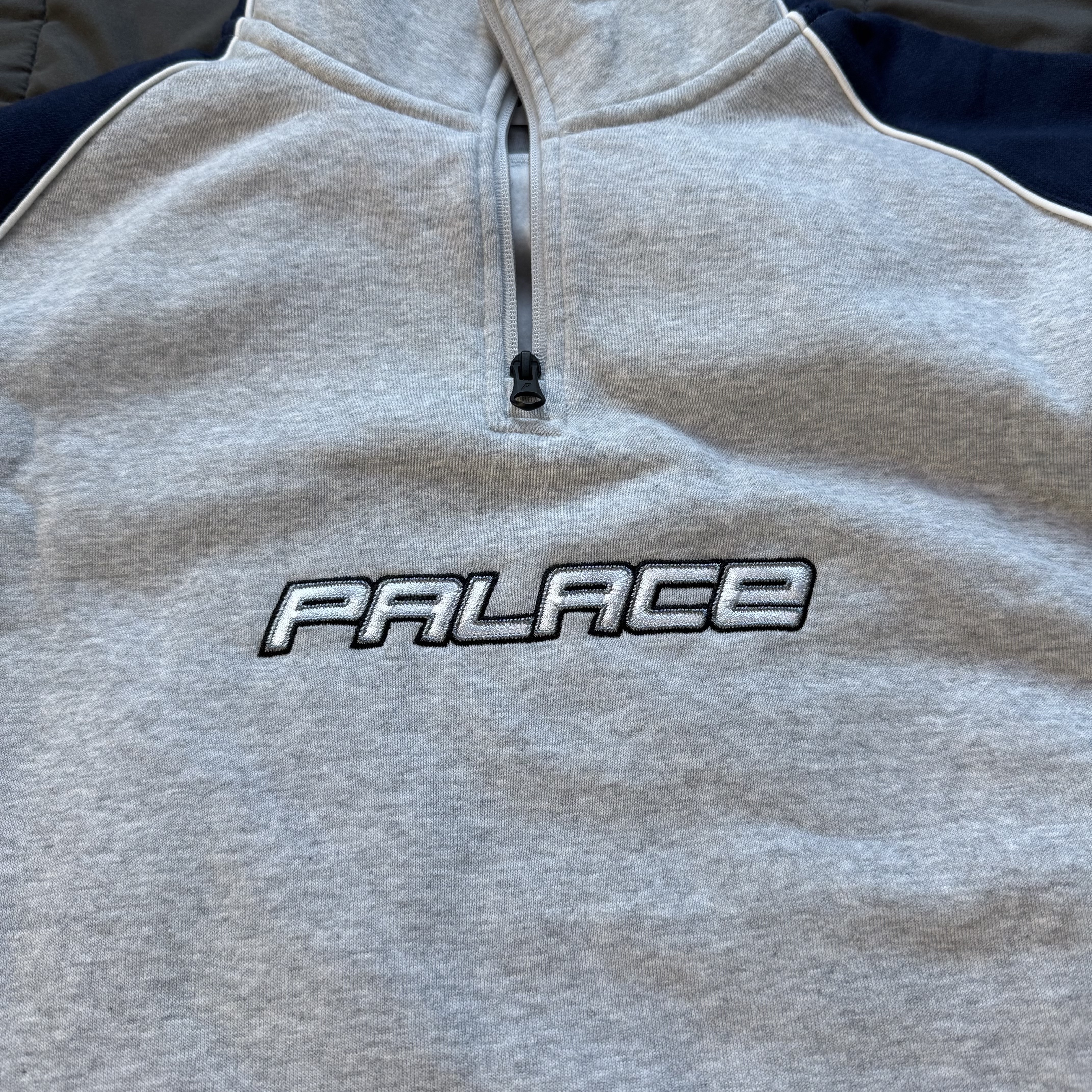 Palace Palstar 1/4 Zip Grey Marl - 24FW 착용 스타일 - 2