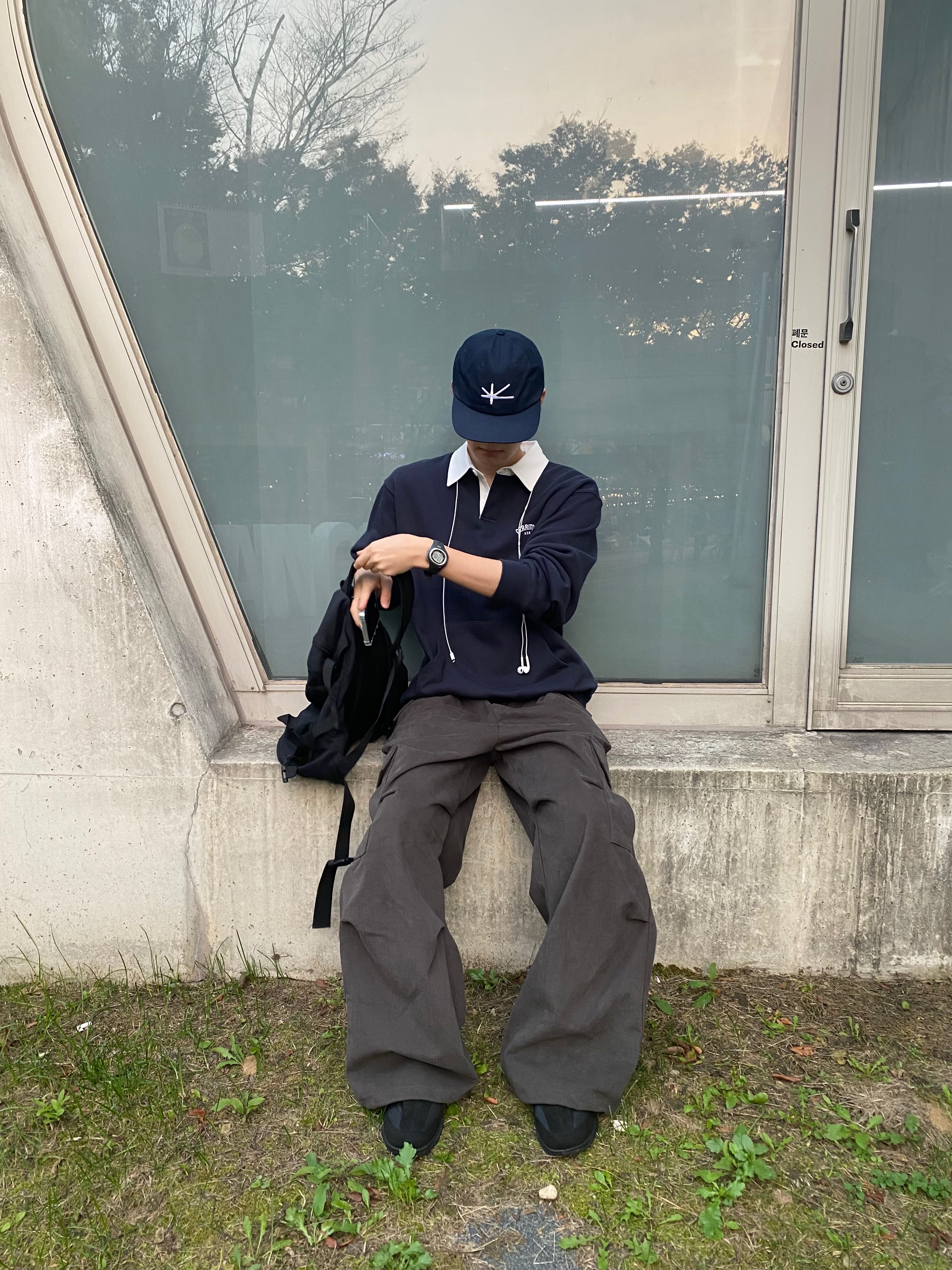 Softoffice Community Cap - Navy, Asics Life Walker 010 Black - 2E Wide 착용 스타일 - 2