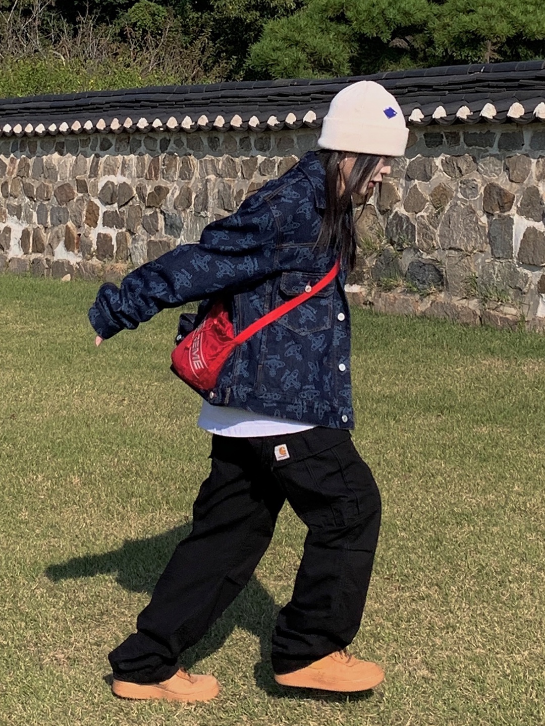 Wapworks Wide Safety Cargo Pants Black, Project G/R Oversized Convertible Cargo Pants Coated Black 착용 스타일 - 4