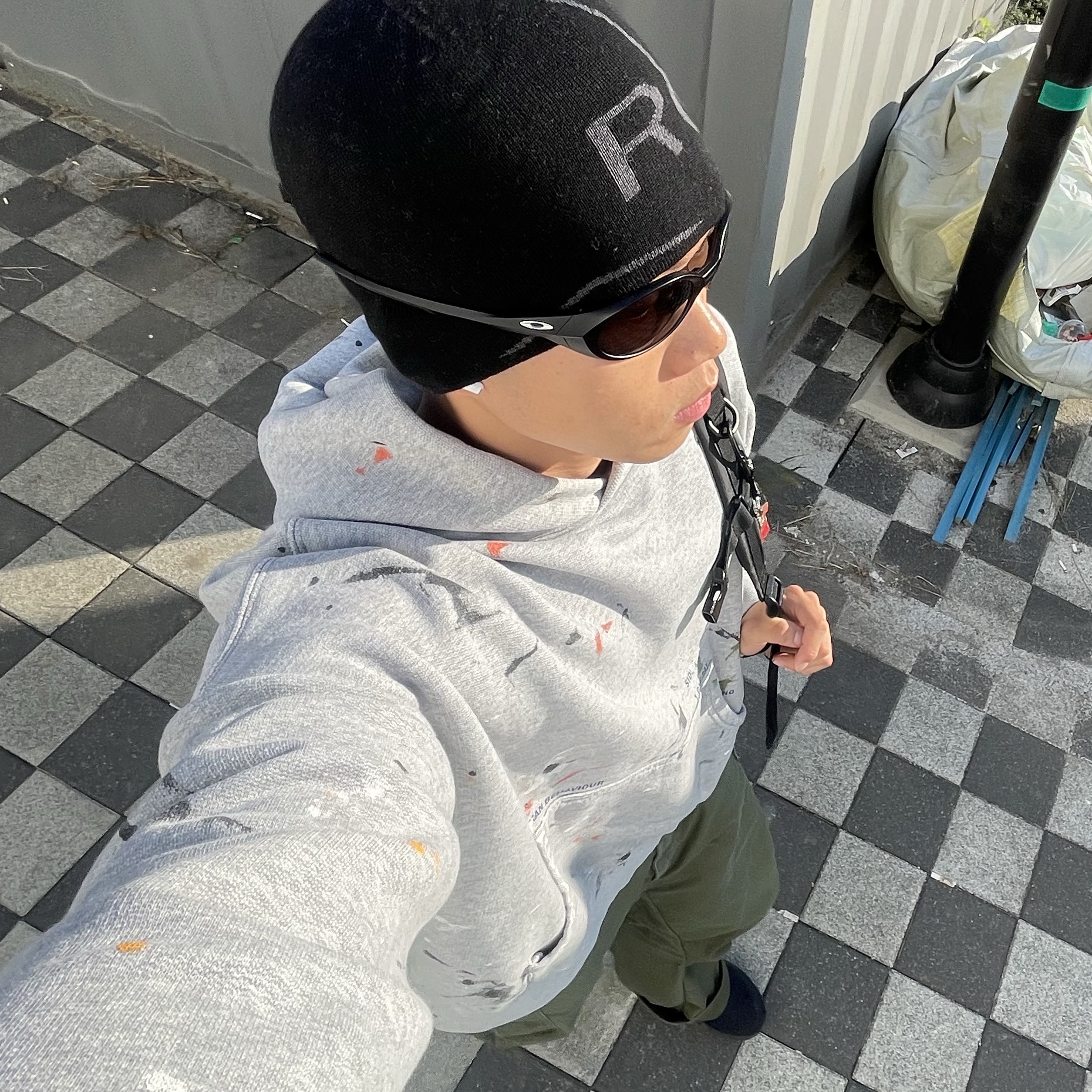 ROA Beanie Logo Black - 24FW, Oakley Eye Jacket Redux Matte Black Frame Prizm Grey Lenses High Bridge Fit 착용 스타일