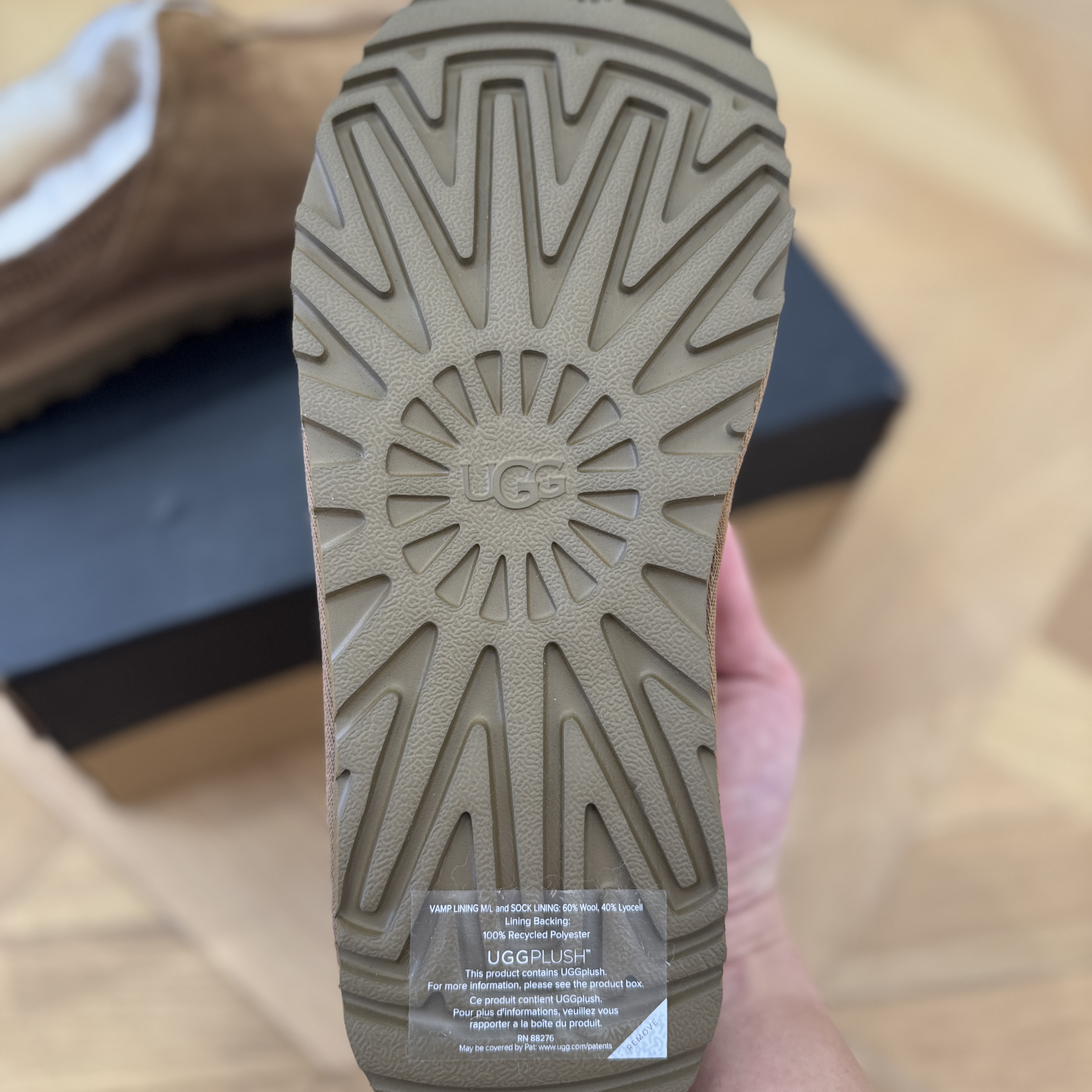 UGG Neuman Chestnut 착용 스타일 - 3