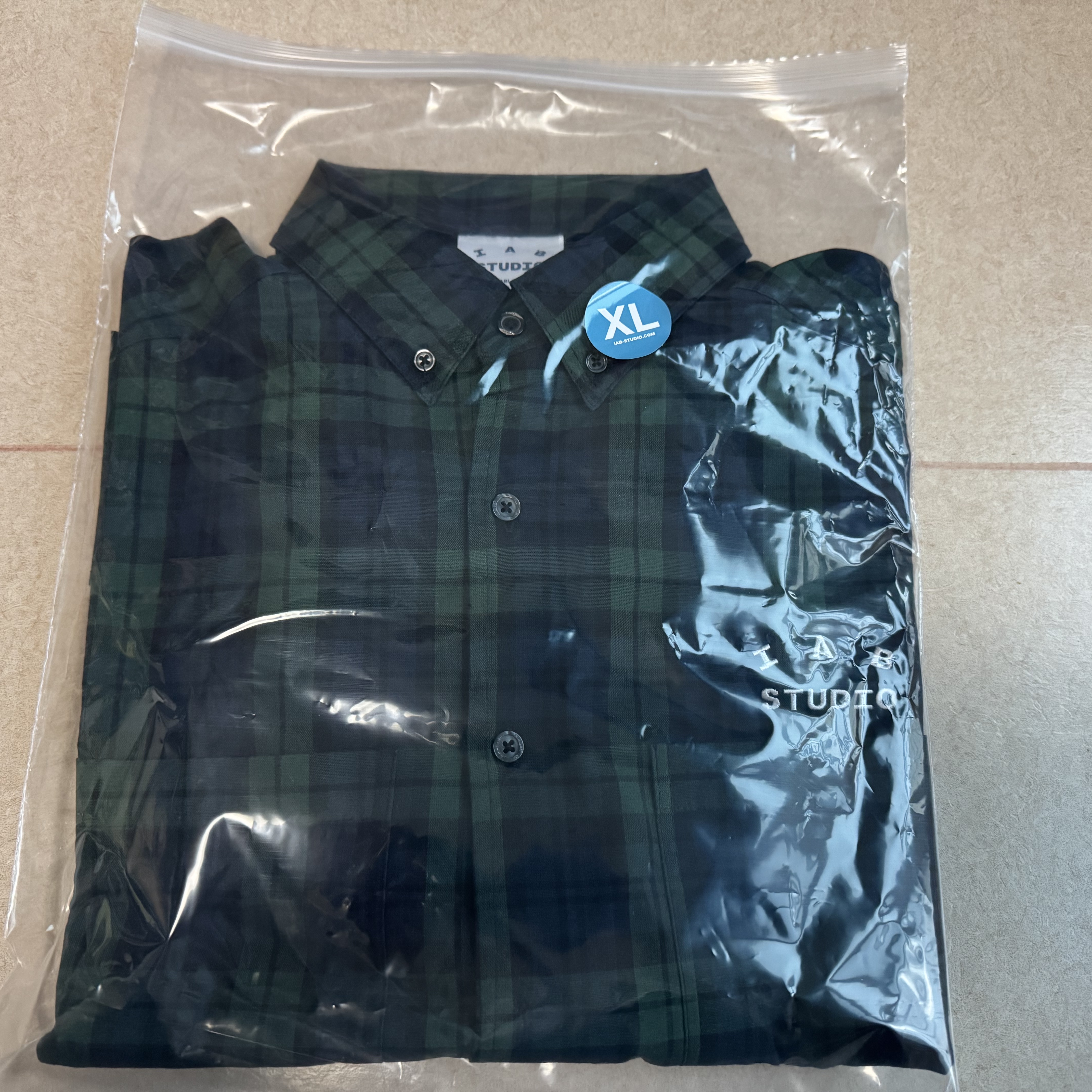 IAB Studio Blackwatch Tartan Shirt Blue Green 착용 스타일