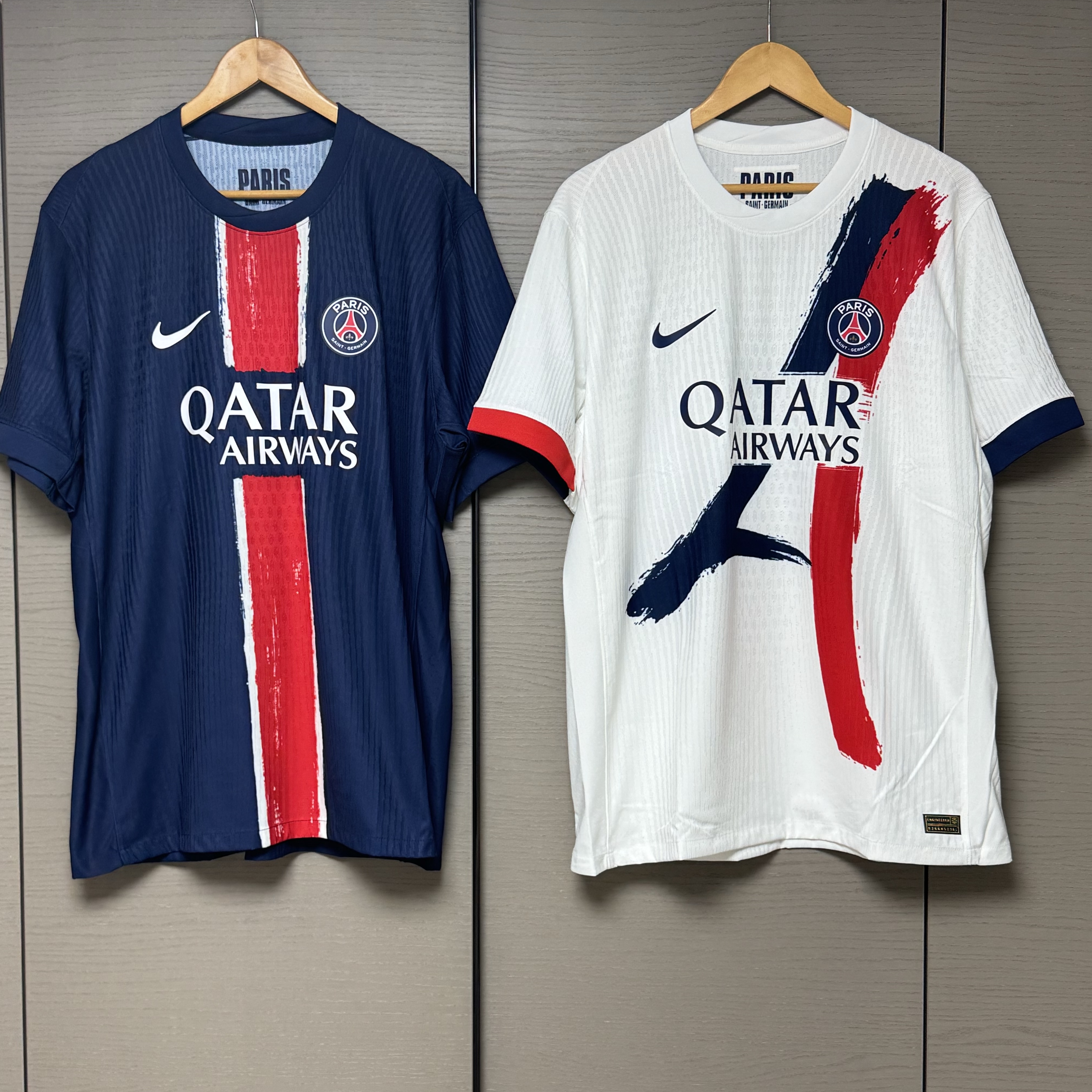 Nike Paris Saint-Germain 2024/25 Dri-Fit ADV Match Away Authentic Jersey White Midnight Navy (Non Marking Ver.) 착용 스타일 - 3