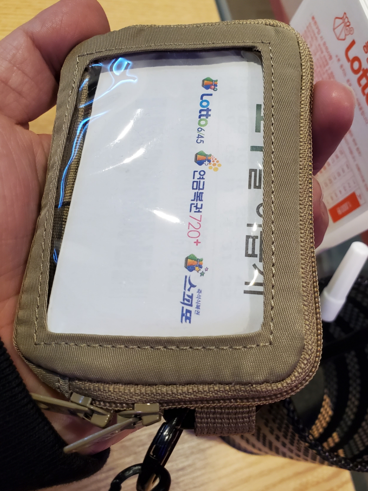 Human Made Military Card Case Beige, Nike x Stussy NRG RA Washed Pullover Hoodie Black (DN4028-010) μ°©μ© μ€νμΌ - 7