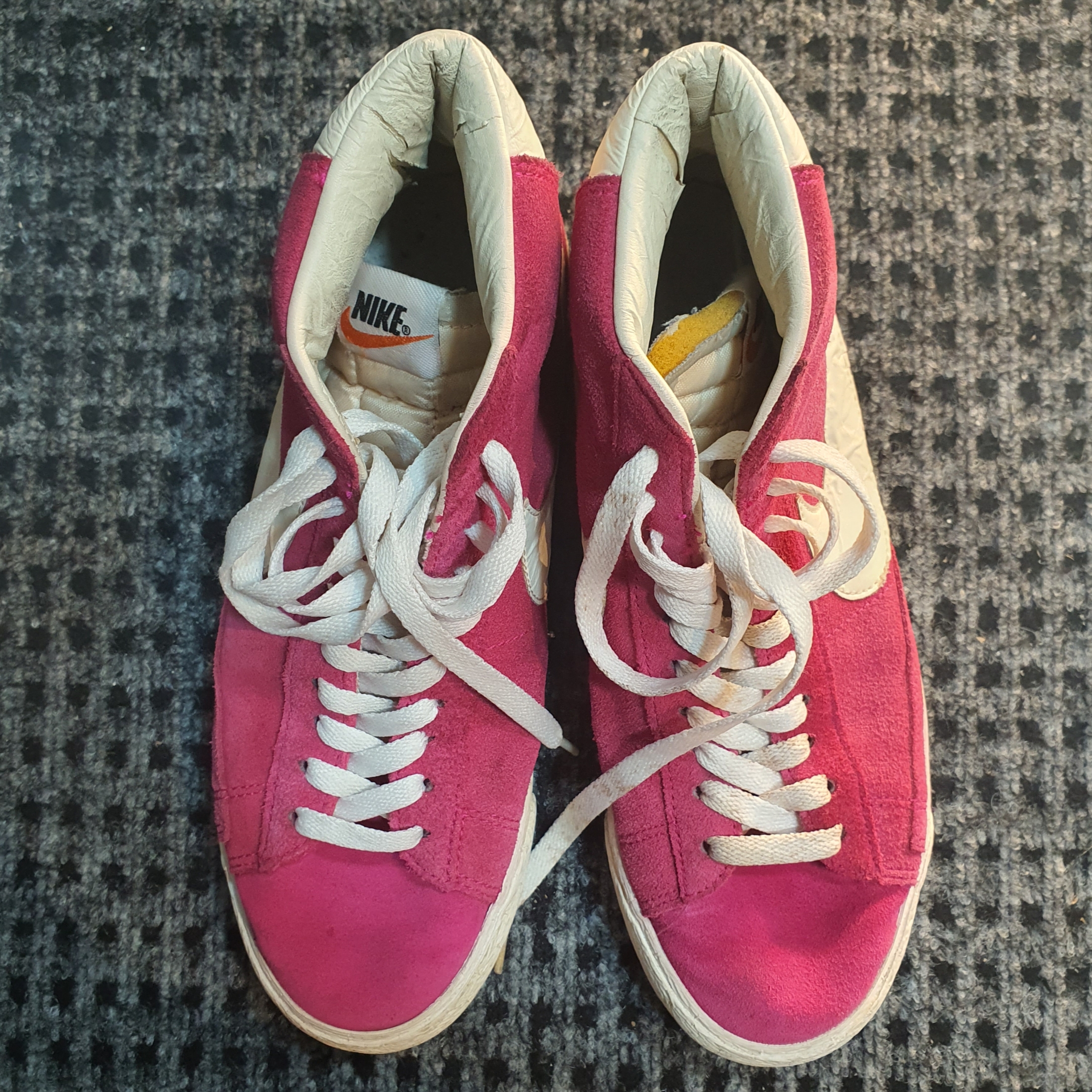 Nike Blazer High Suede Vintage Varsity Red 착용 스타일