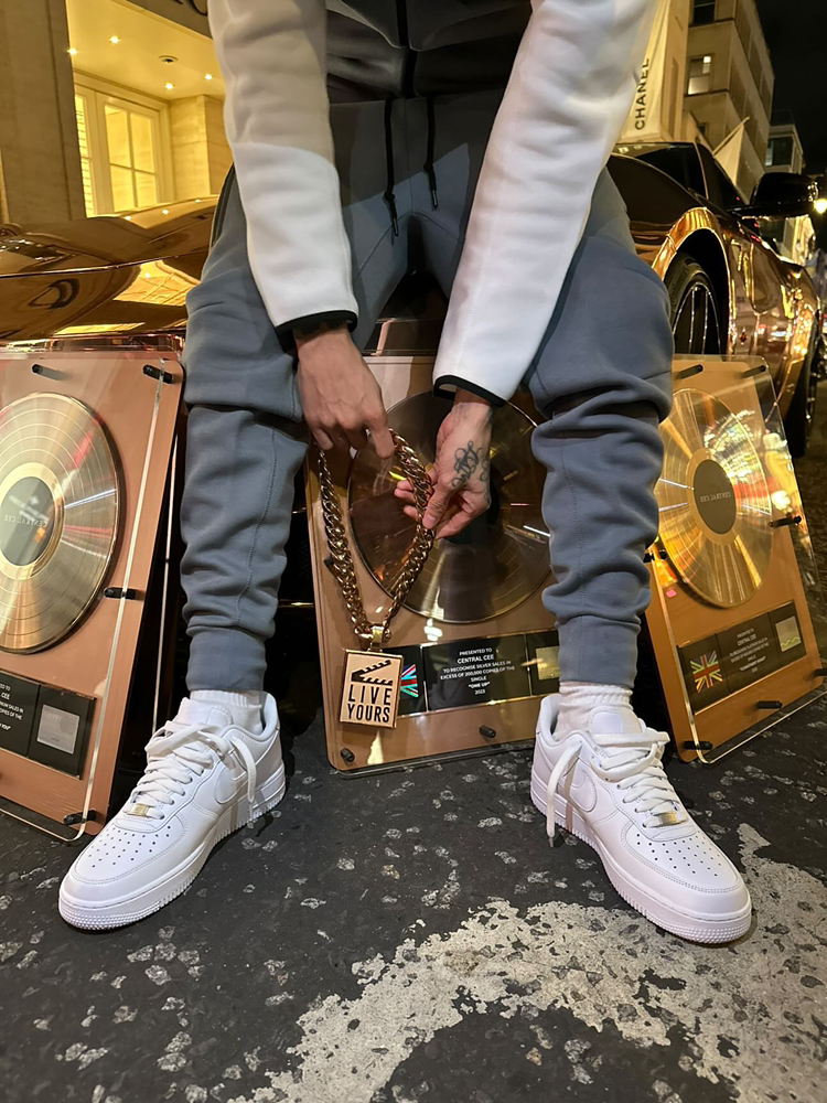 KREAM 프로필 이미지