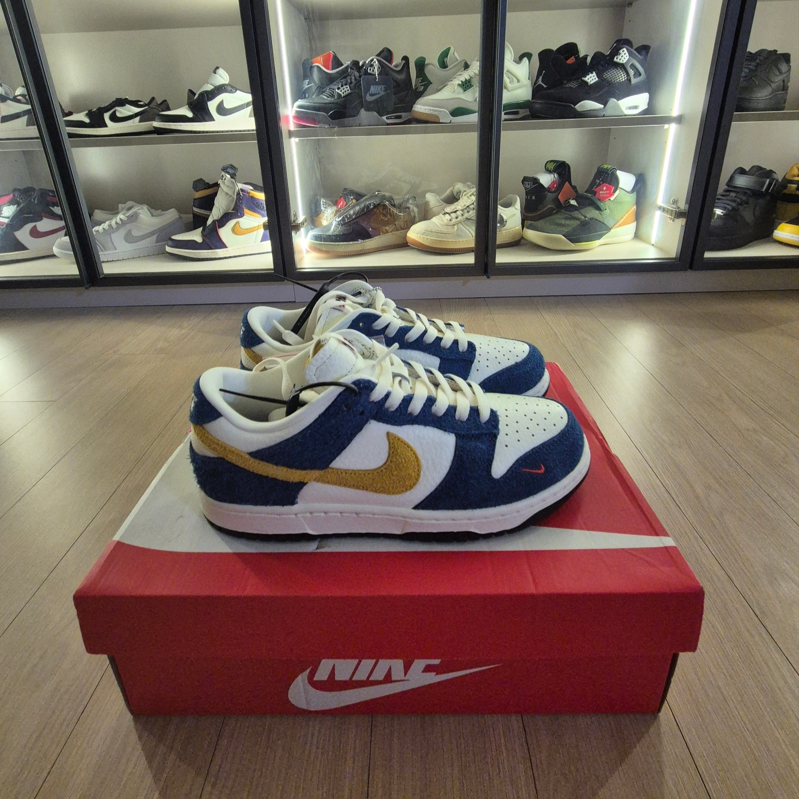 Nike x Kasina Dunk Low 80's Bus 착용 스타일 - 1
