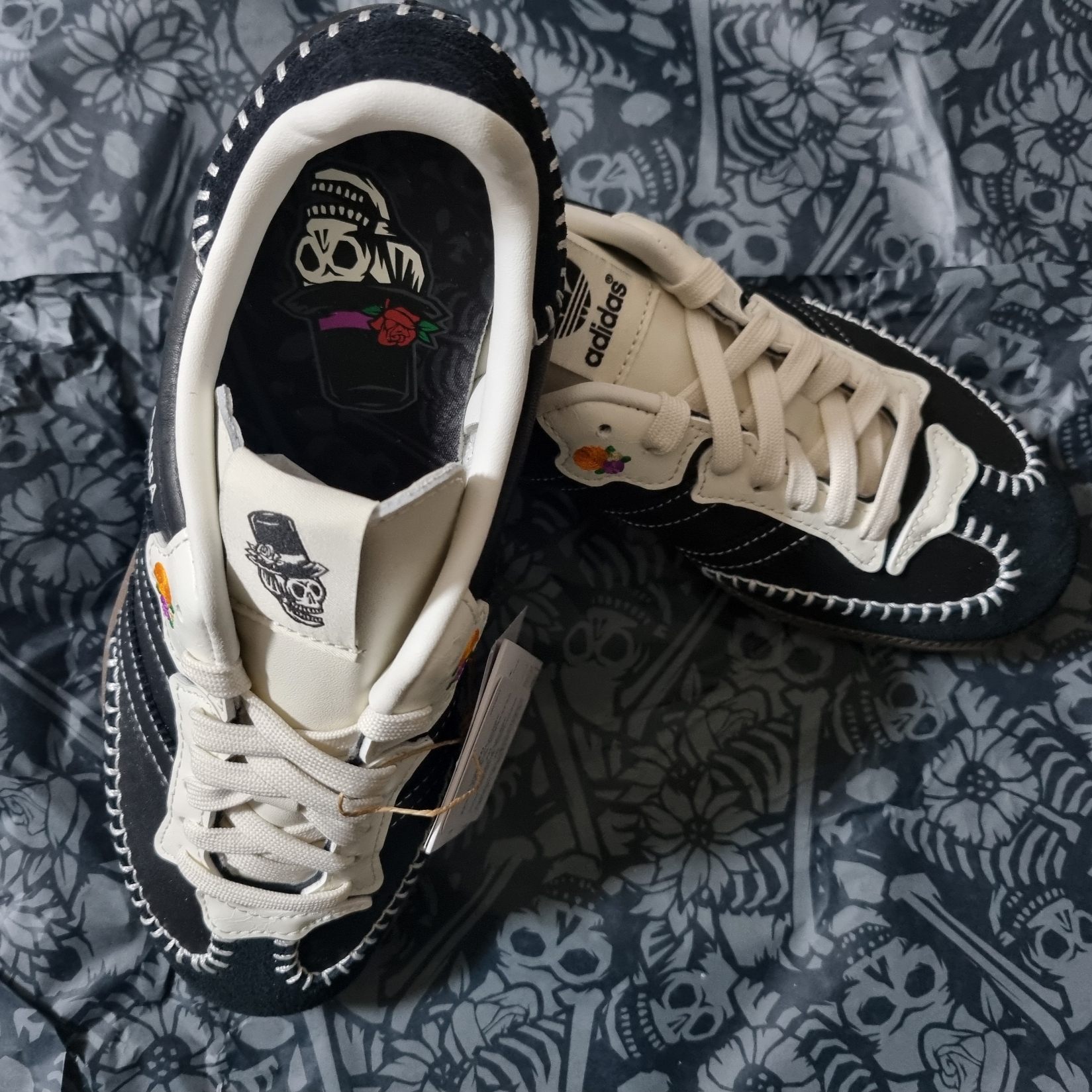 Adidas Samba OG Core Black Off White 착용 스타일 - 2