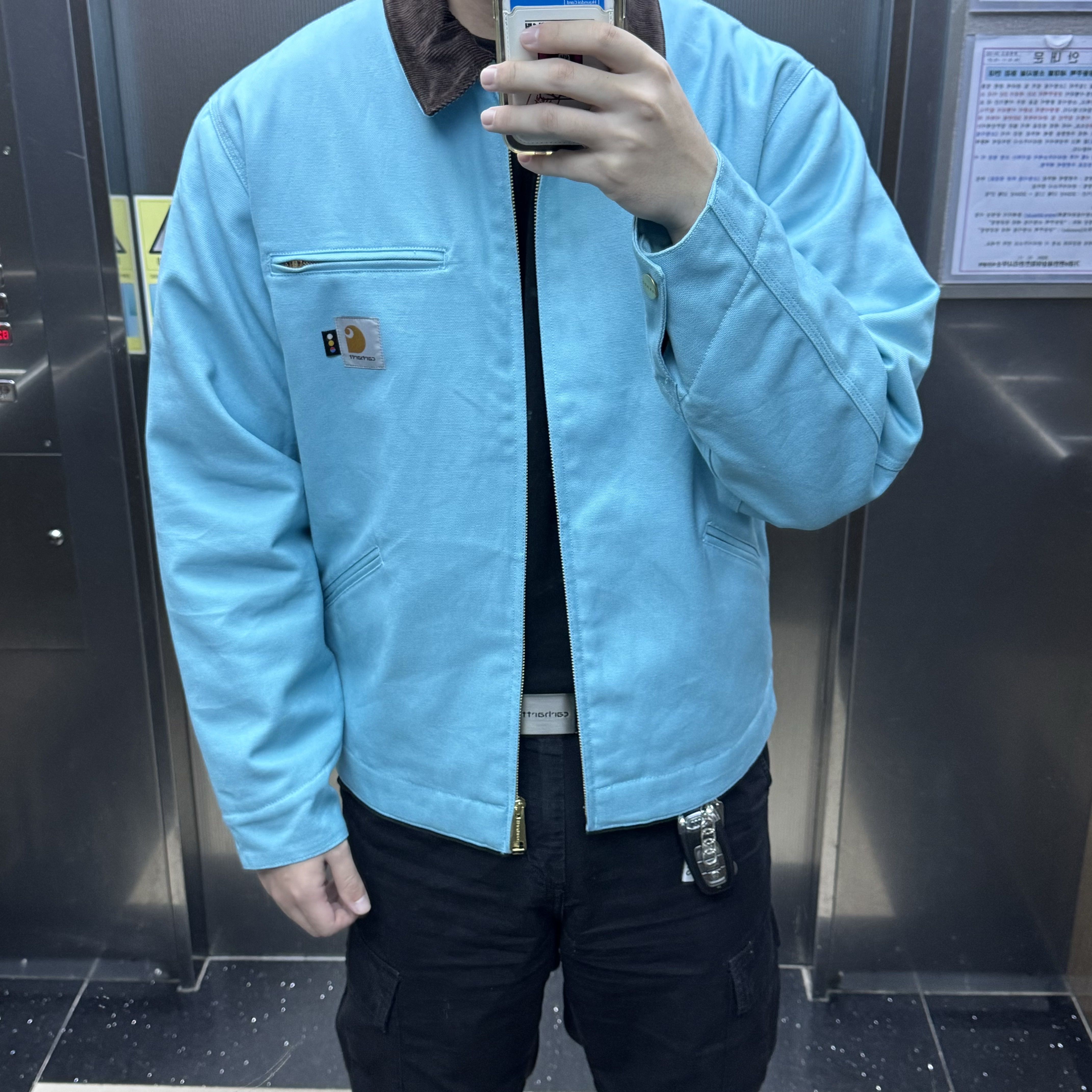 Carhartt WIP x IAB Studio OG Detroit Jacket Milky Blue 착용 스타일