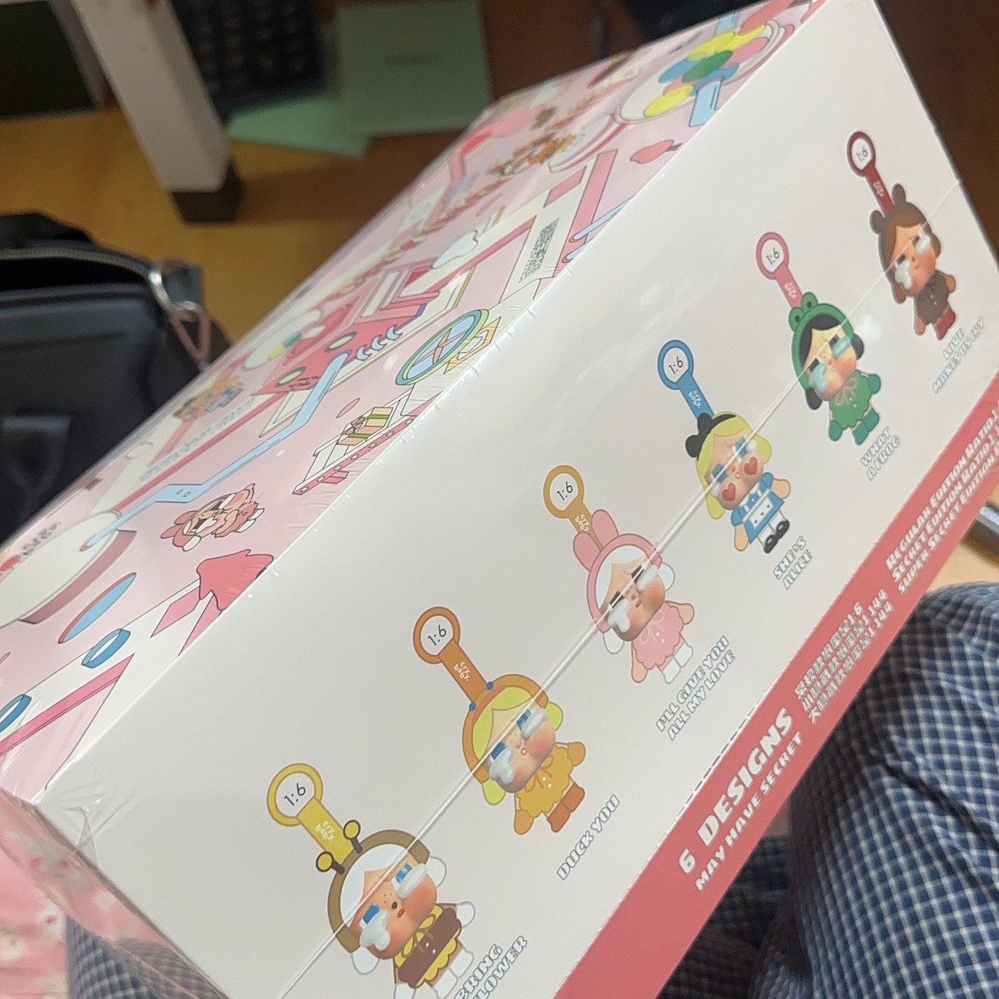 Pop Mart Crybaby Crying Again Series Plush Keyring Sealed Case (6 Blind Boxes) 착용 스타일 - 2