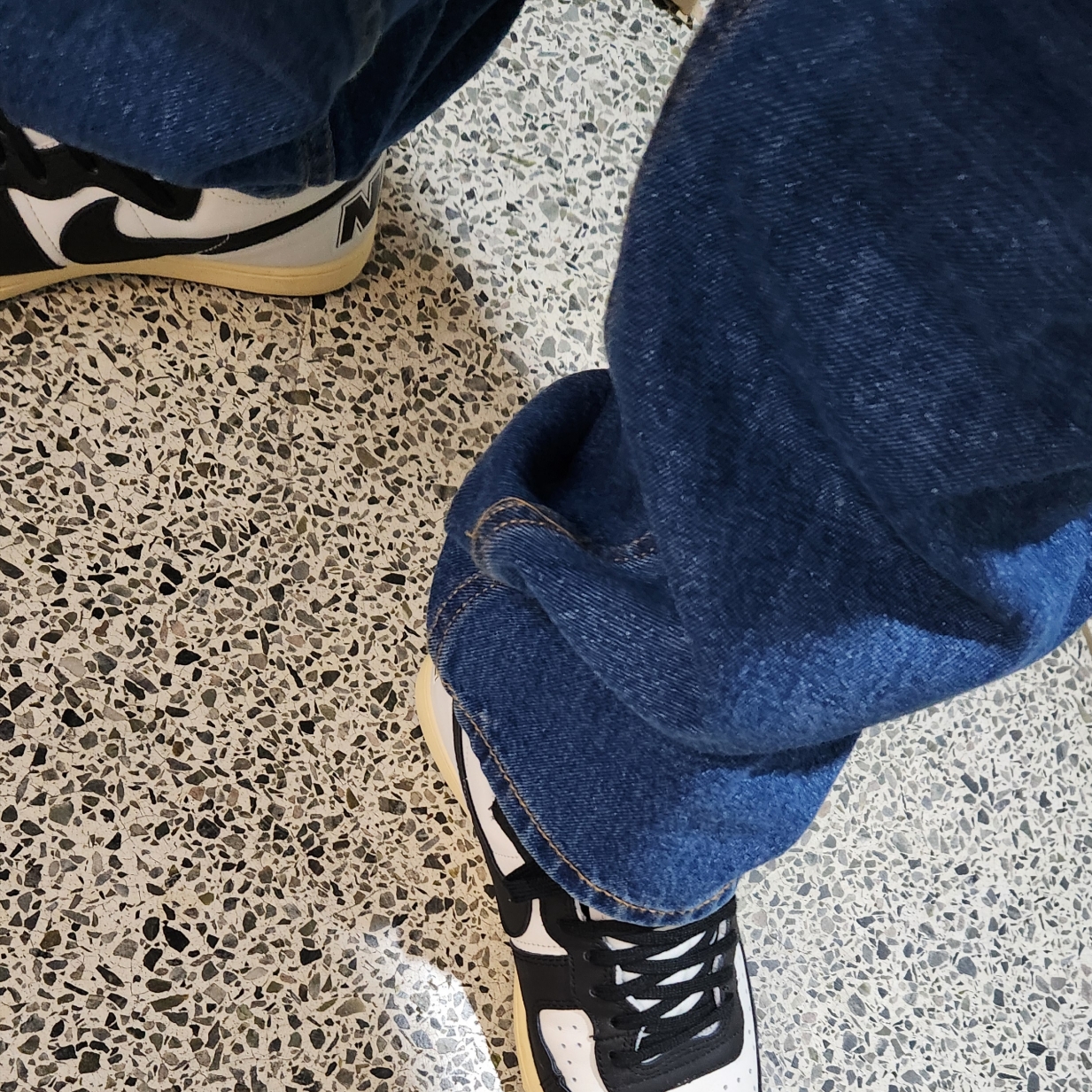 Nike Terminator High Black and Phantom 착용 스타일 - 2