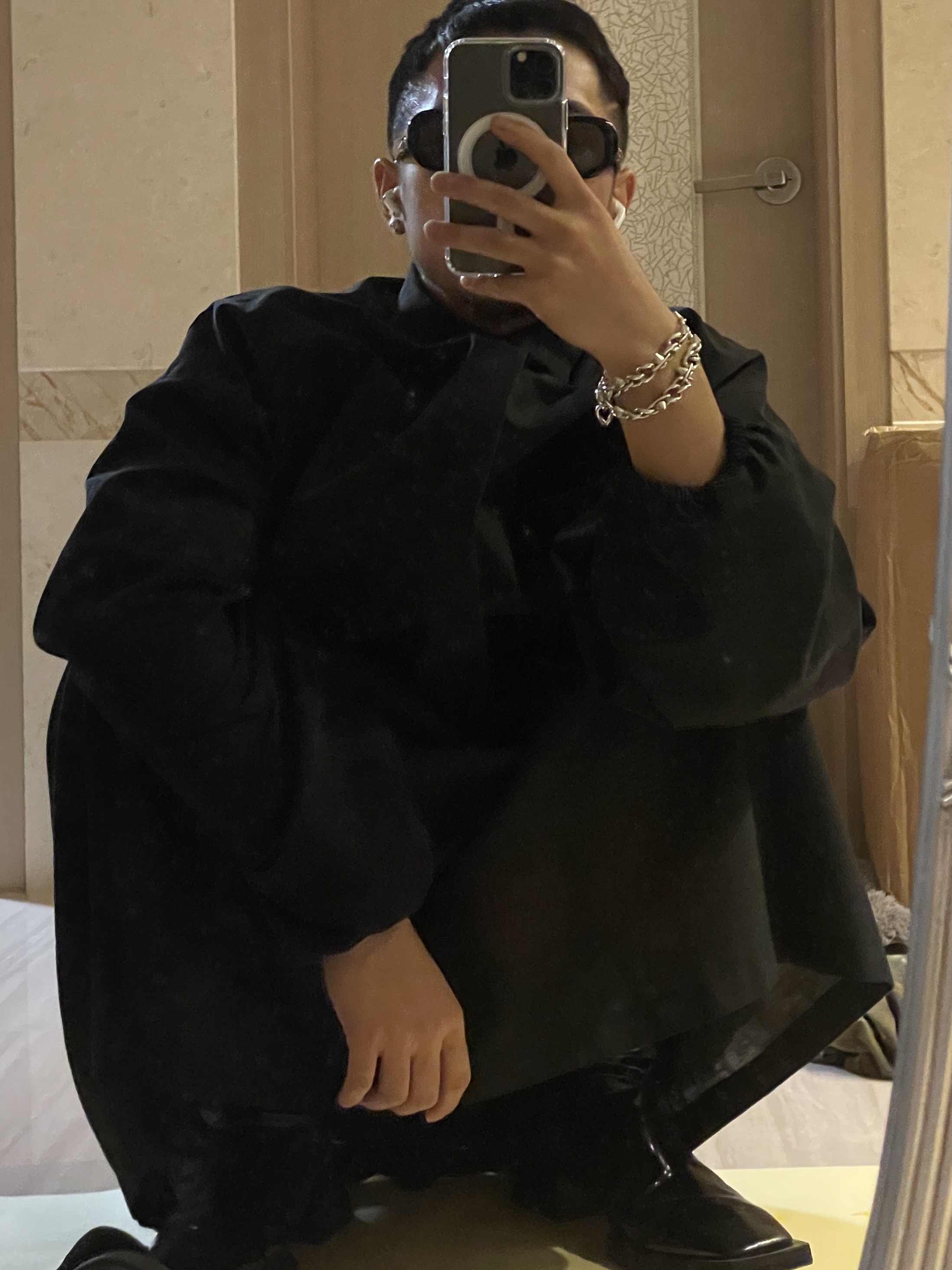 Essentials The Black Collection Coaches Jacket Black - 23SS 착용 스타일