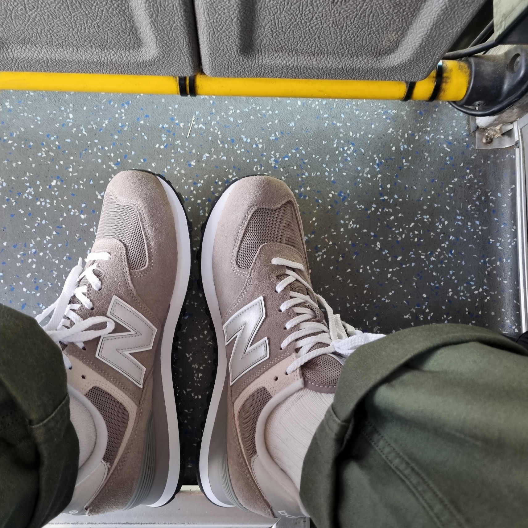 New Balance 574 Worn By Anyone Grey - D Standard 착용 스타일