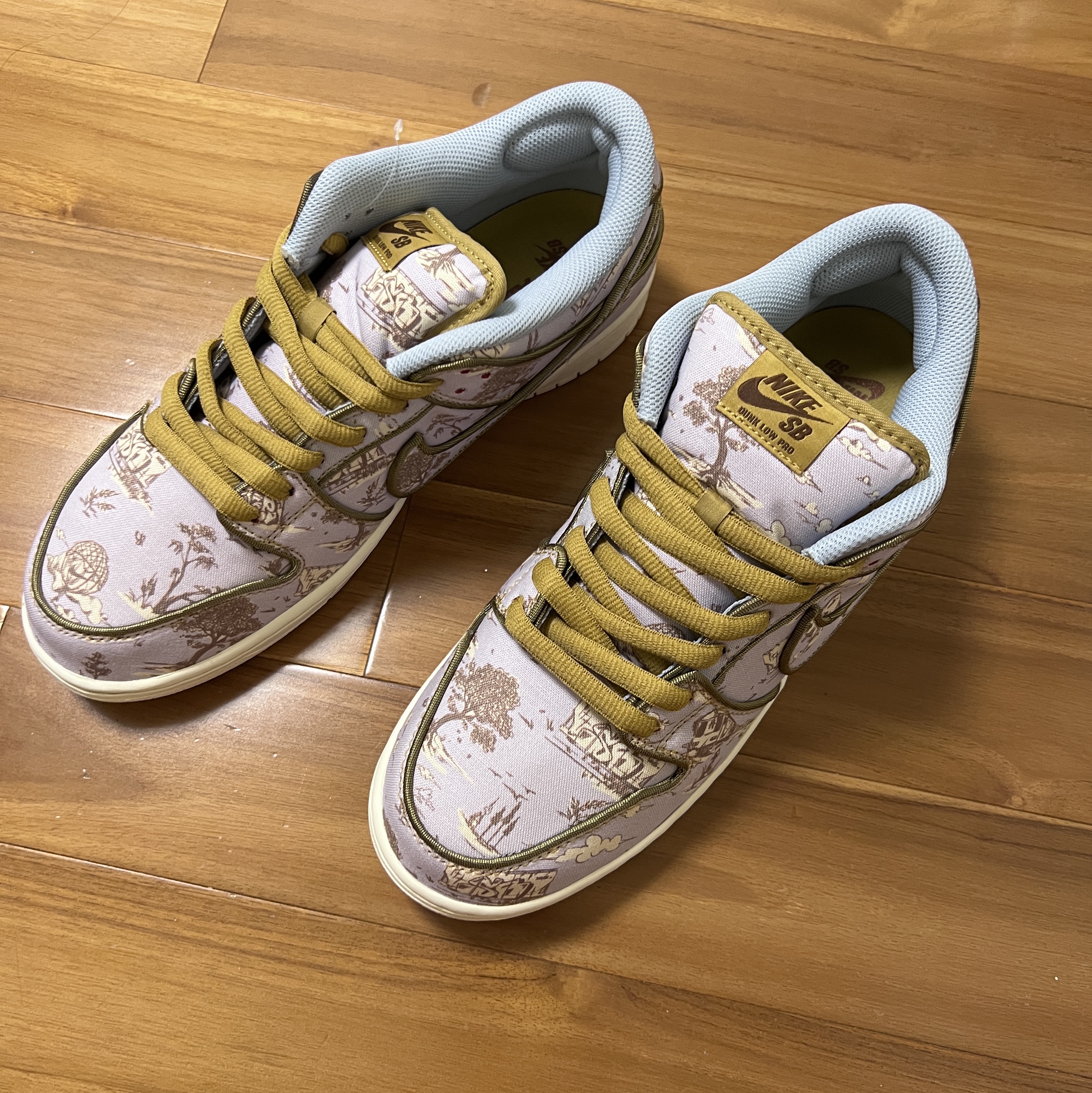 Nike SB Dunk Low Pro Premium Toile 착용 스타일