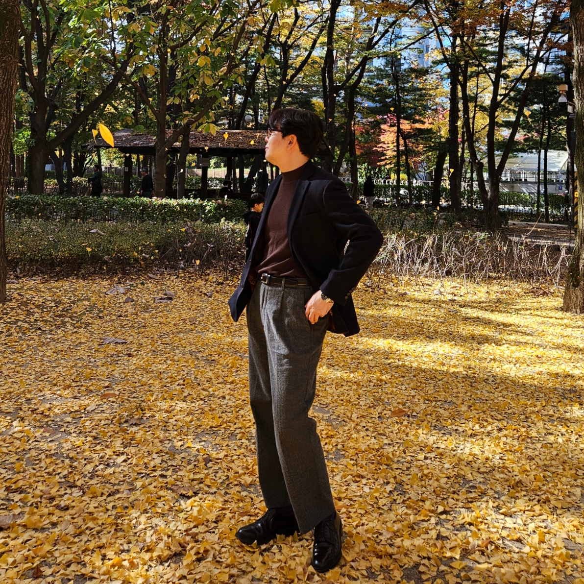 Alden 990 Cordovan Plain Toe Blucher Oxford Burgundy - D, Rolex Submariner 41mm 124060 Black Oyster 착용 스타일 - 1