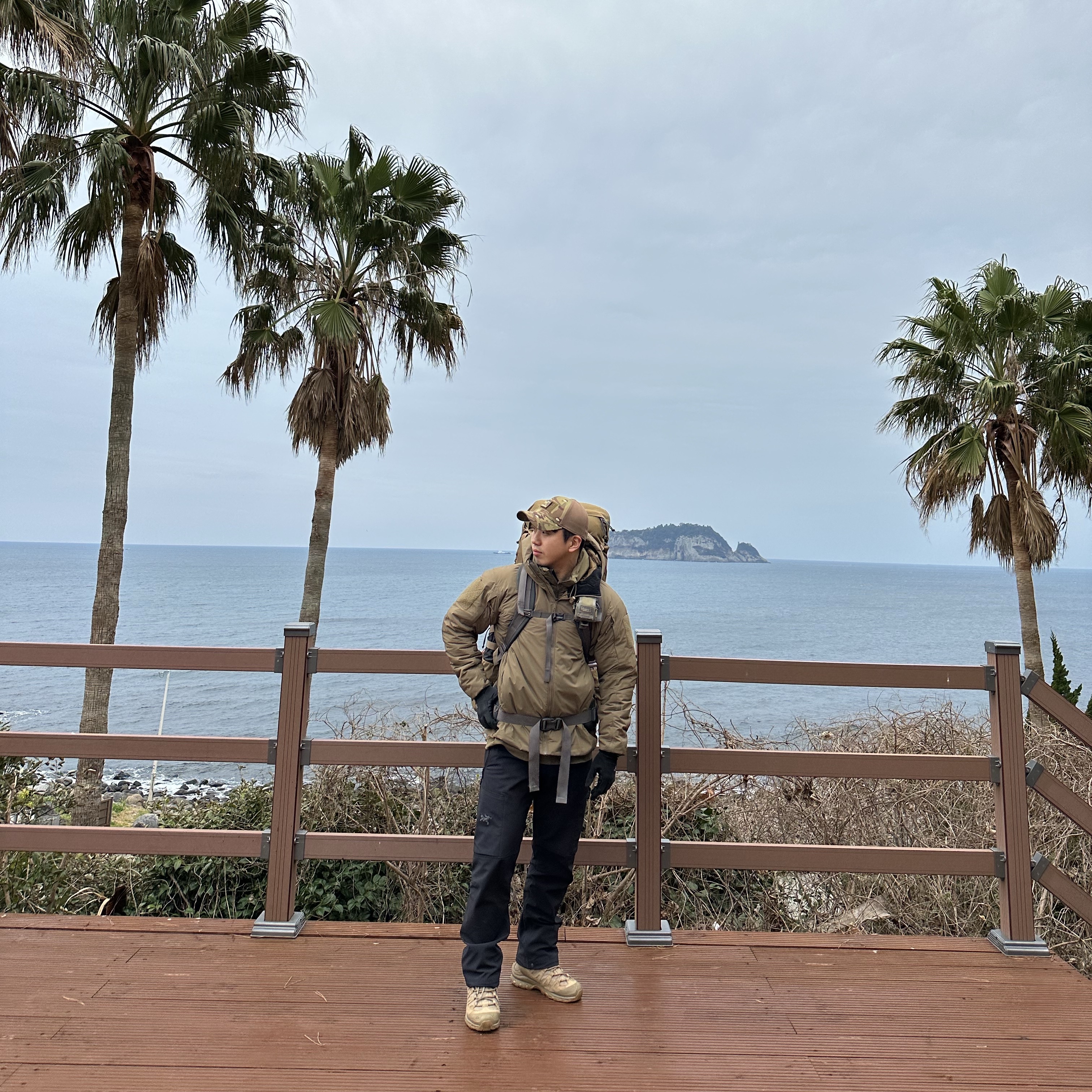 Arc'teryx LEAF Cold WX Hoody LT Gen 2 Crocodile 착용 스타일 - 1