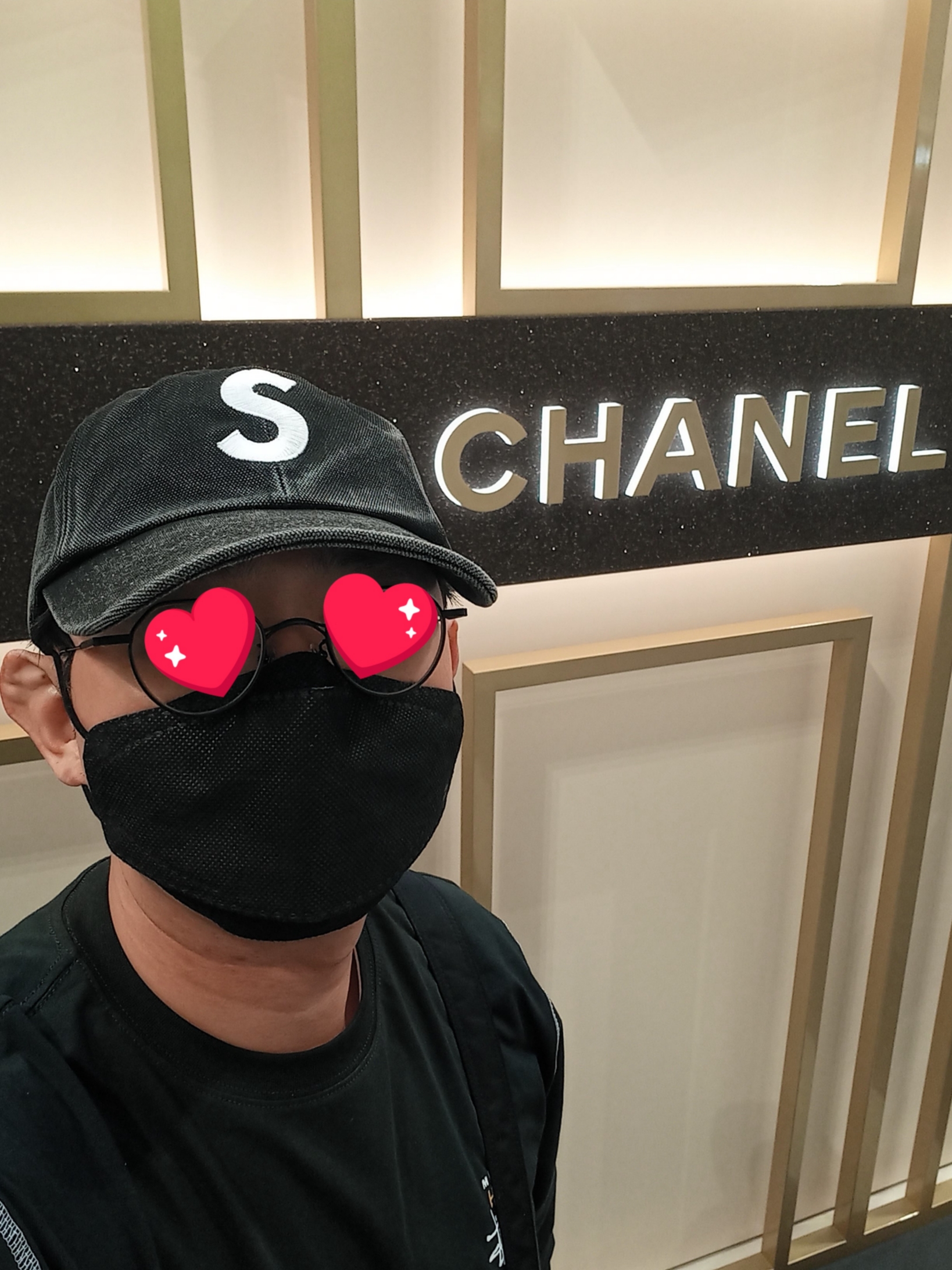 Supreme Pigment S Logo 6-Panel Black - 24FW, Stussy x Mountain Hardwear LS T-Shirt Stealth Grey 착용 스타일 - 3
