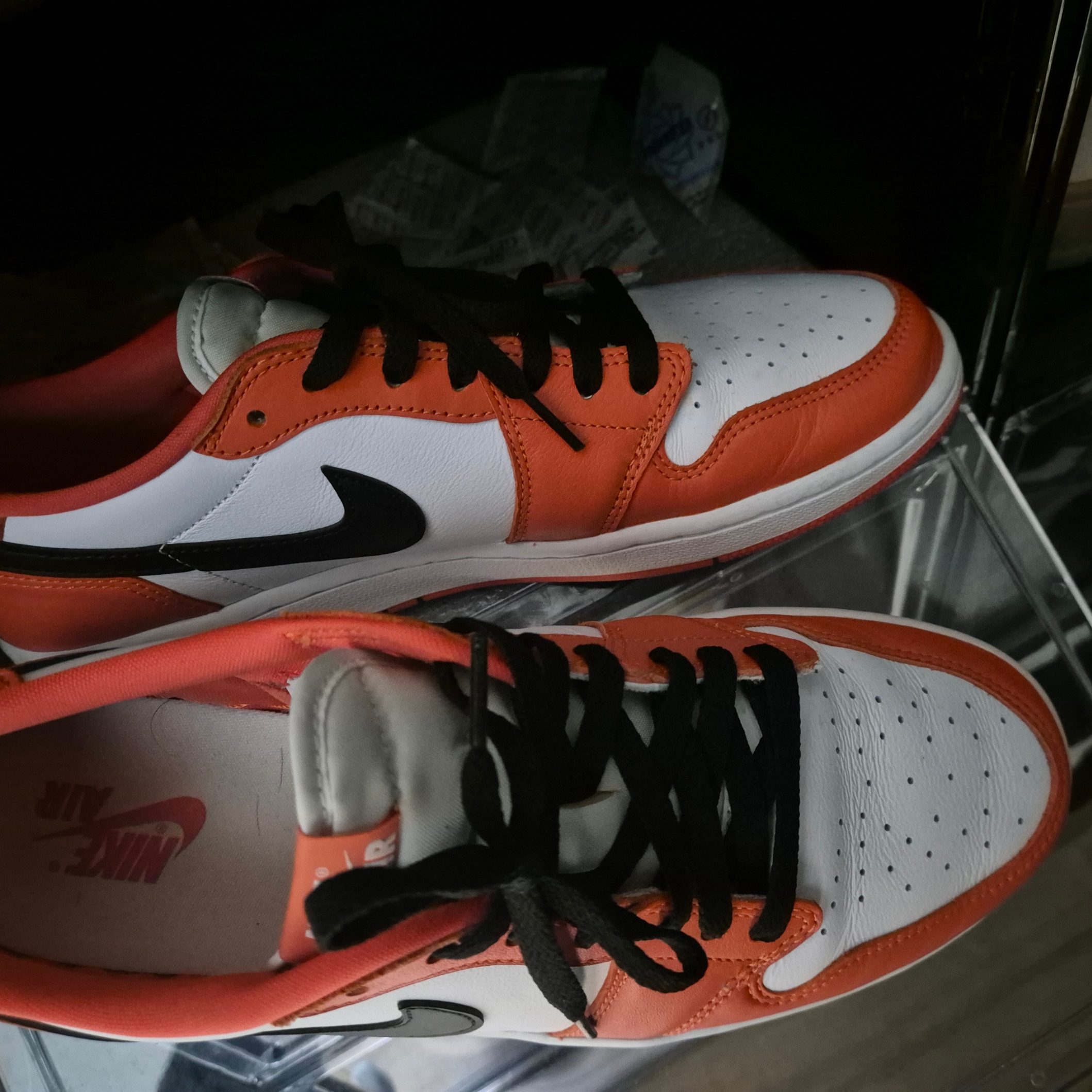 Jordan 1 Low OG Starfish 착용 스타일
