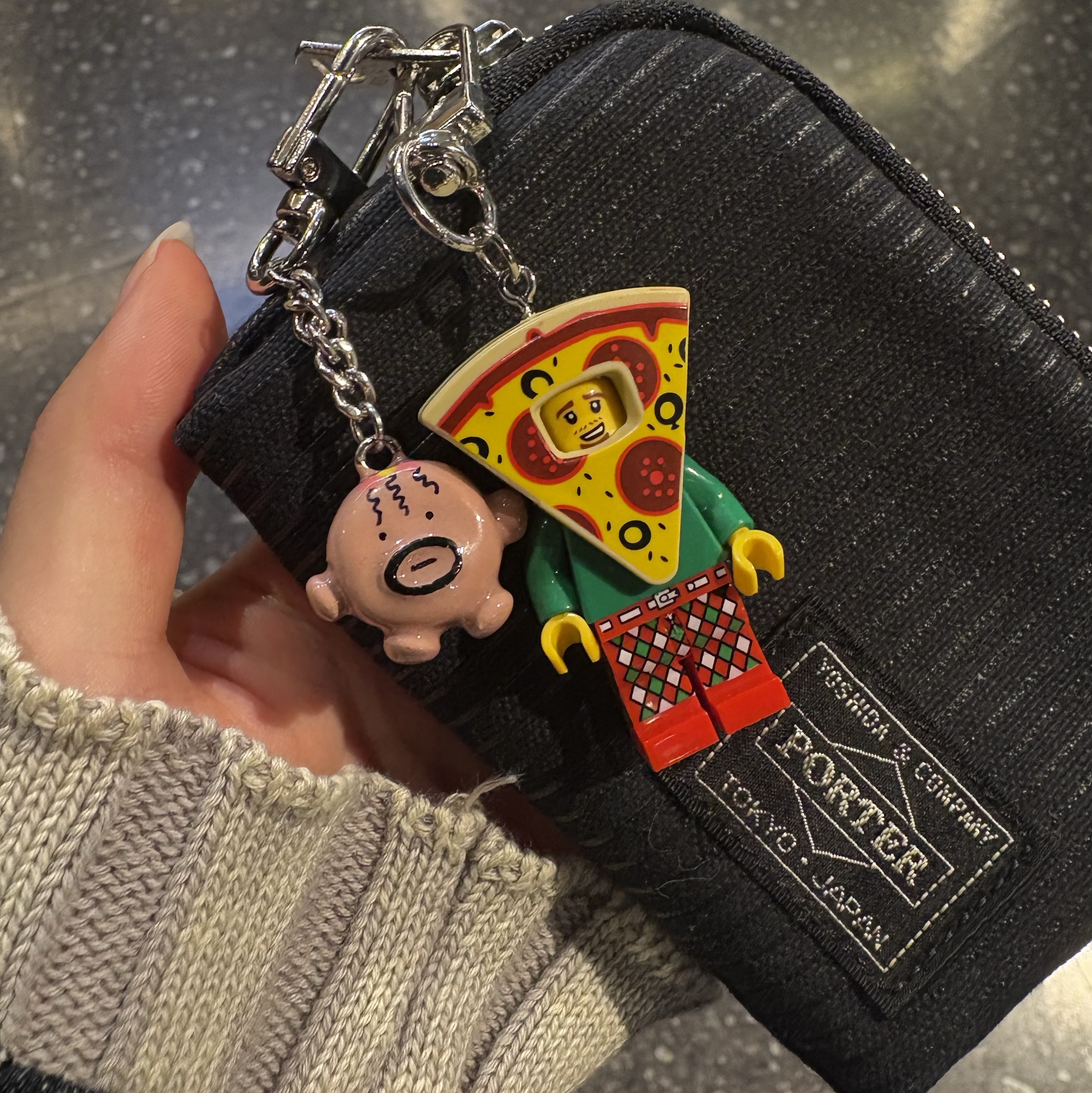Porter Drawing Coin Key Case Black 착용 스타일
