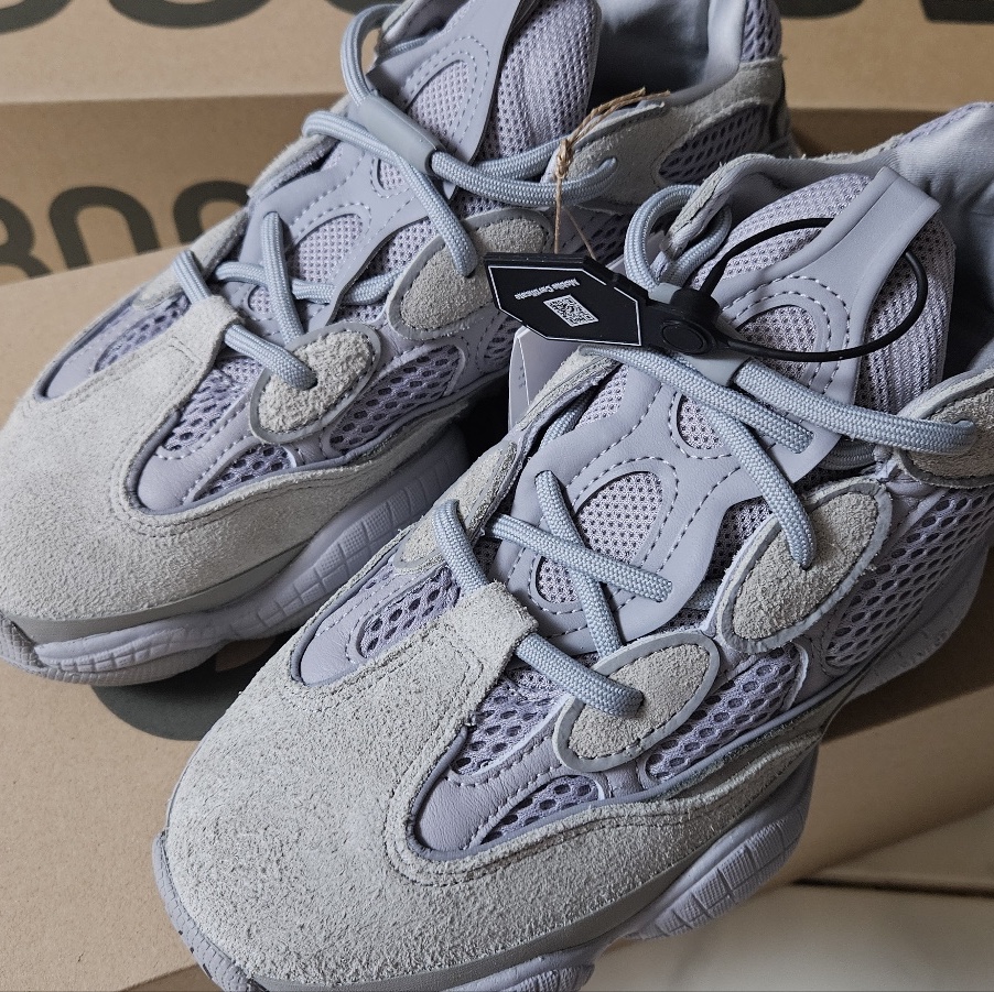 Adidas Yeezy 500 Stone Salt, Adidas Yeezy Boost 350 V2 MX Dark Salt 착용 스타일 - 2
