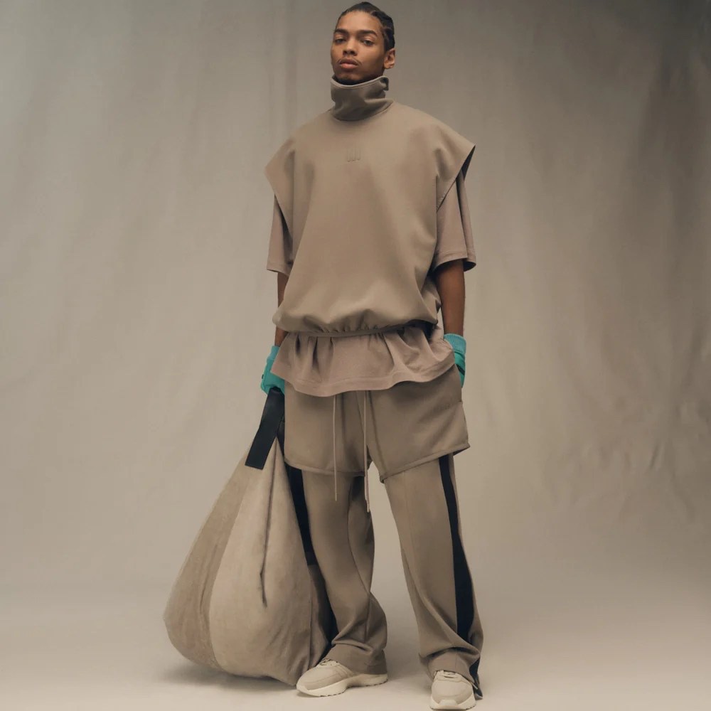 Adidas x Fear of God Athletics Los Angeles Pale Yellow 착용 스타일 - 3