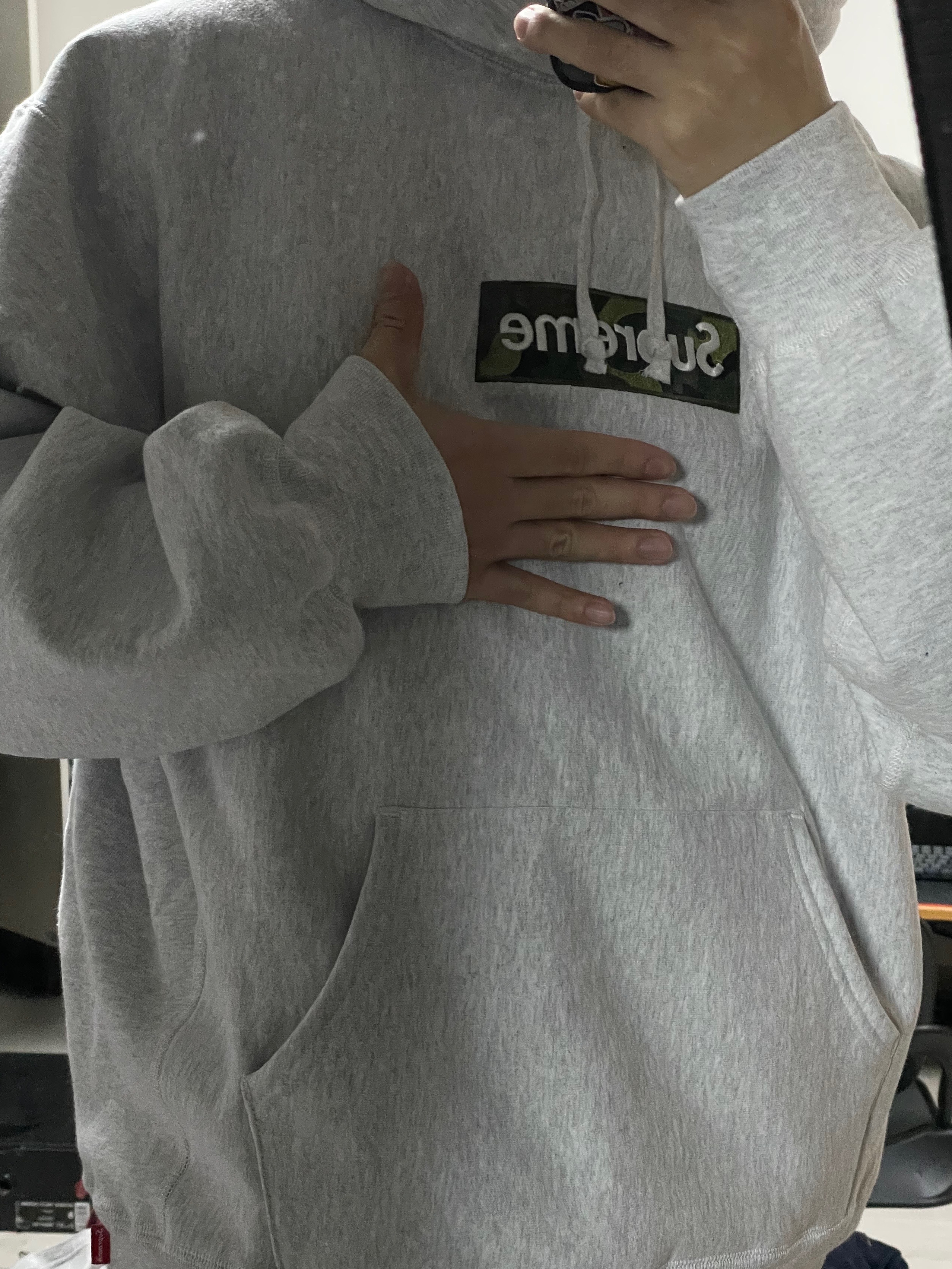 Supreme Box Logo Hooded Sweatshirt Ash Grey - 23FW 착용 스타일 - 1