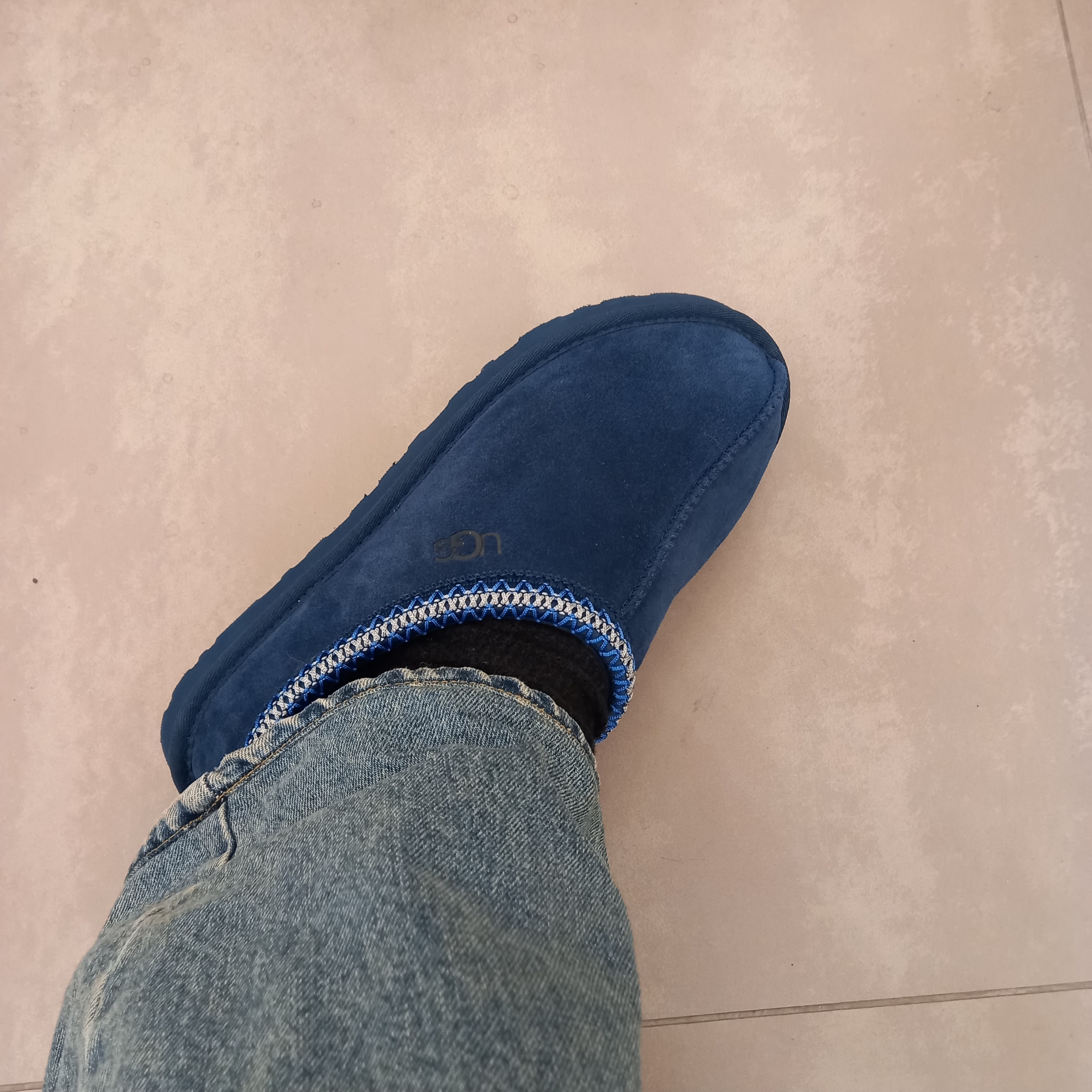 UGG Tasman Weather Hybrid Chestnut Whitecap, UGG Neuman Chestnut 착용 스타일 - 5