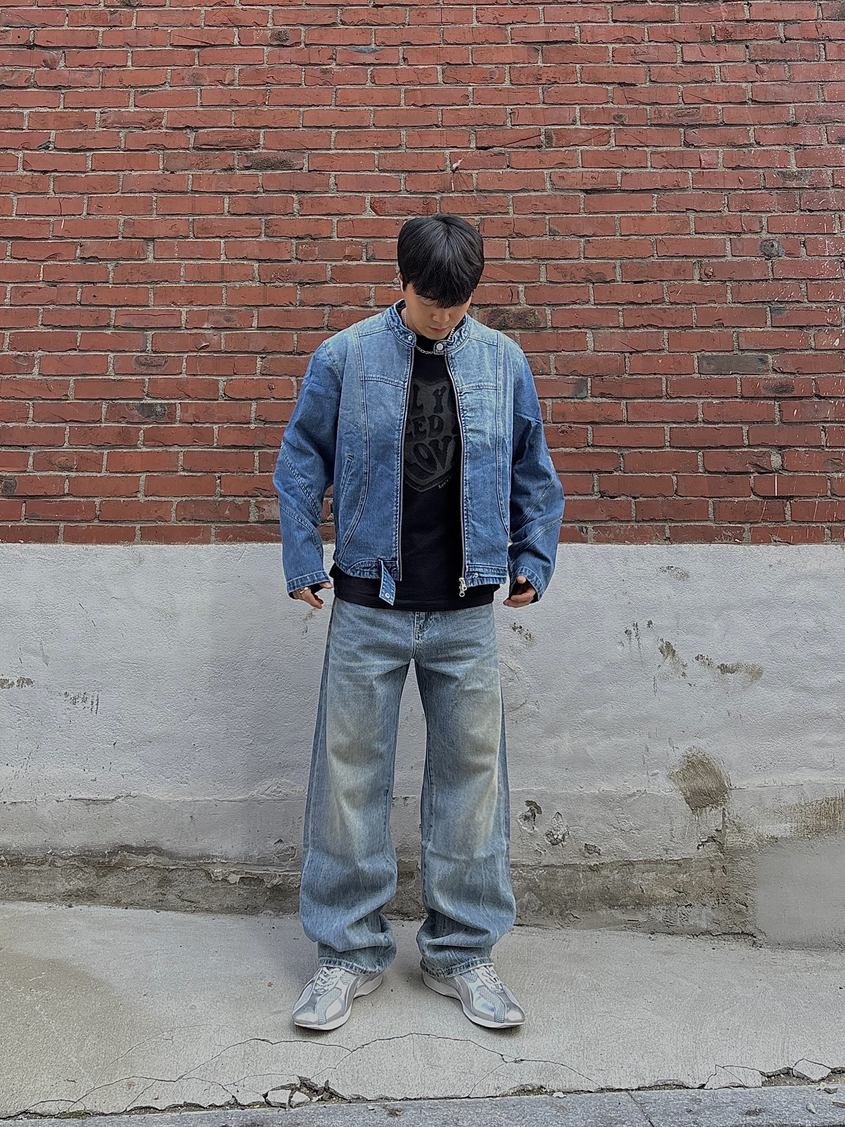 Dominant Clover Washing Denim Pants Blue, Dominant Curved Biker Denim Jacket Blue 착용 스타일 - 1
