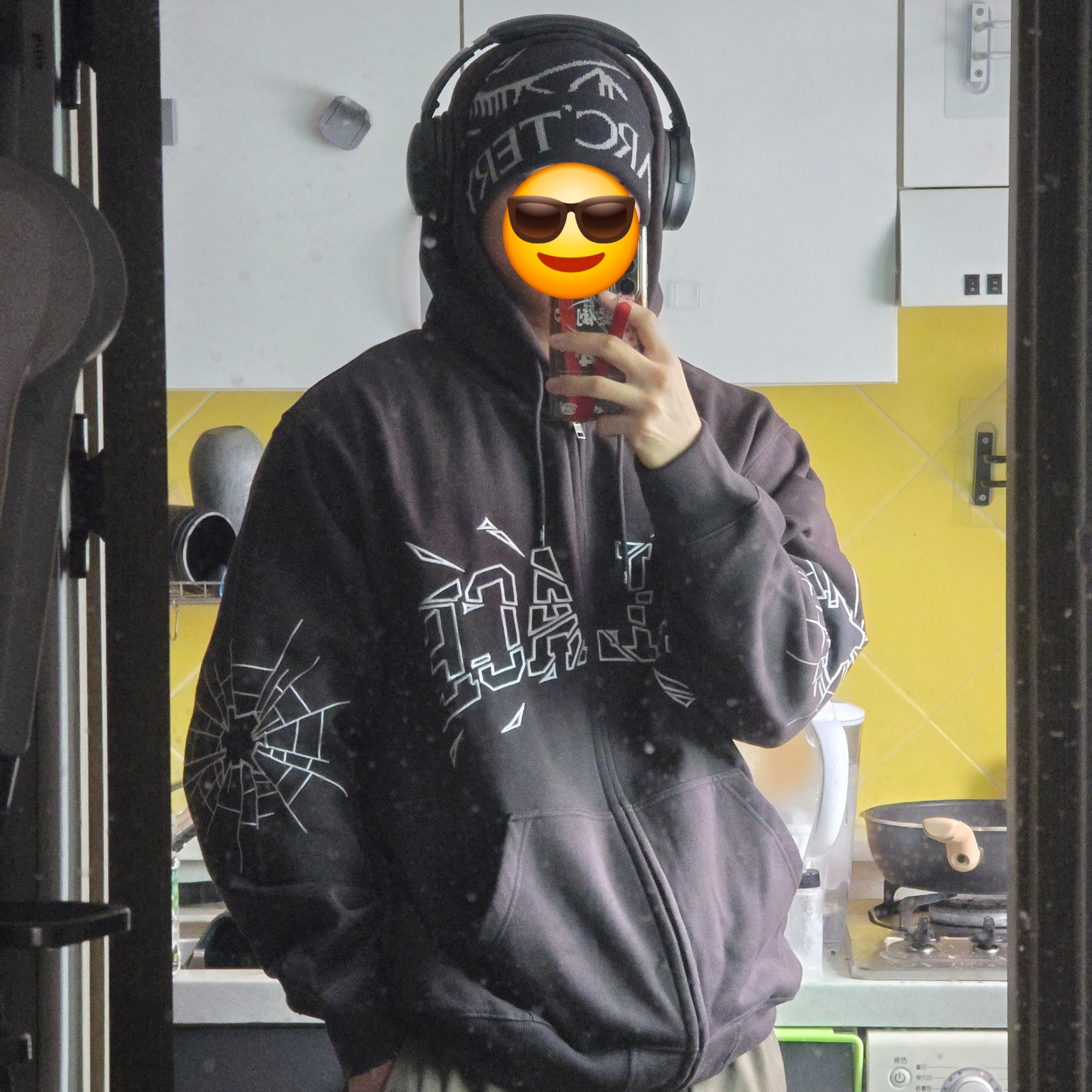 Palace Shatter Zip Hood Black - 24FW, Arc'teryx Bird Word Toque Black Void 착용 스타일