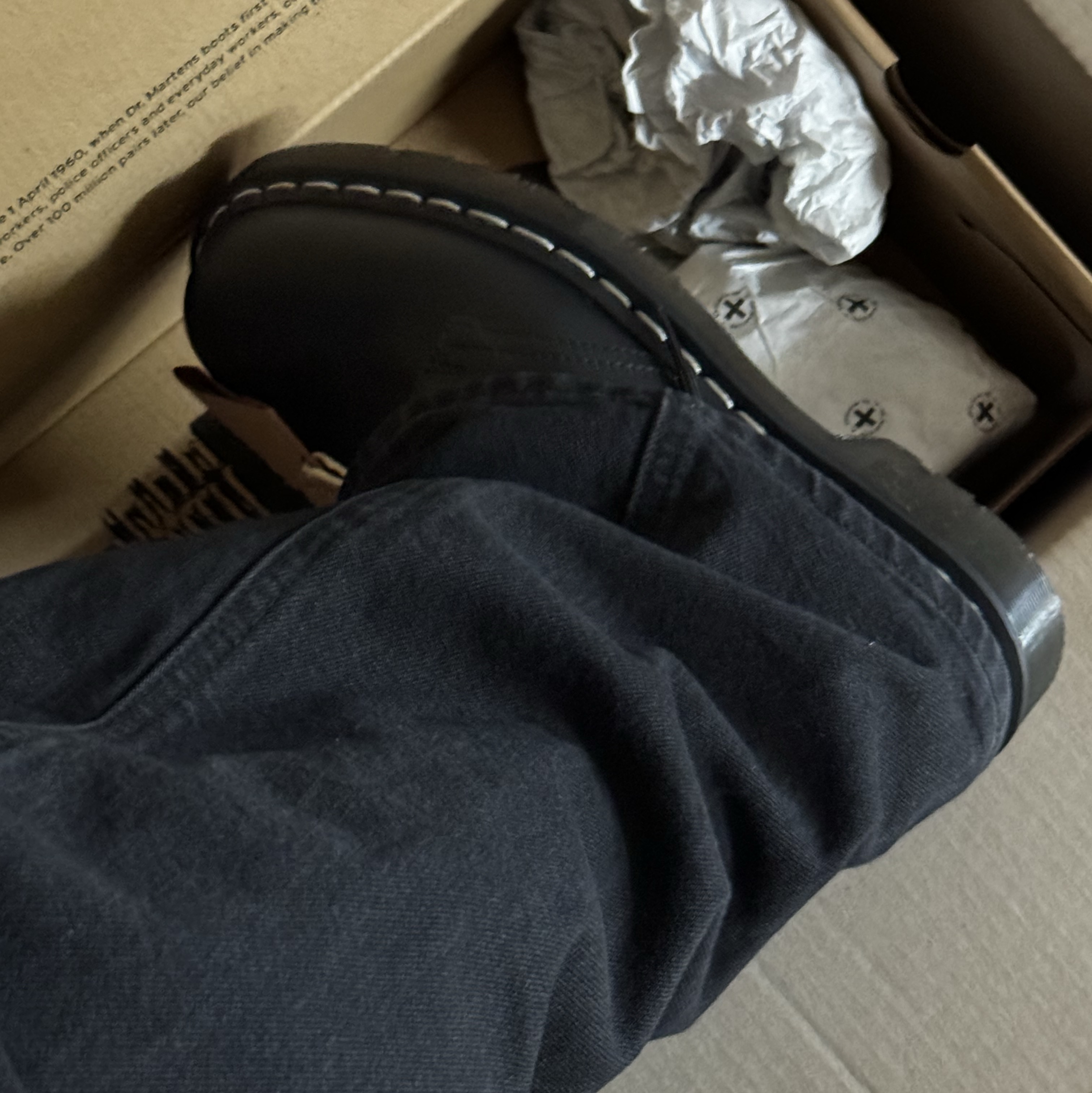 Dr. Martens 1461 WS Black Smooth 착용 스타일 - 2